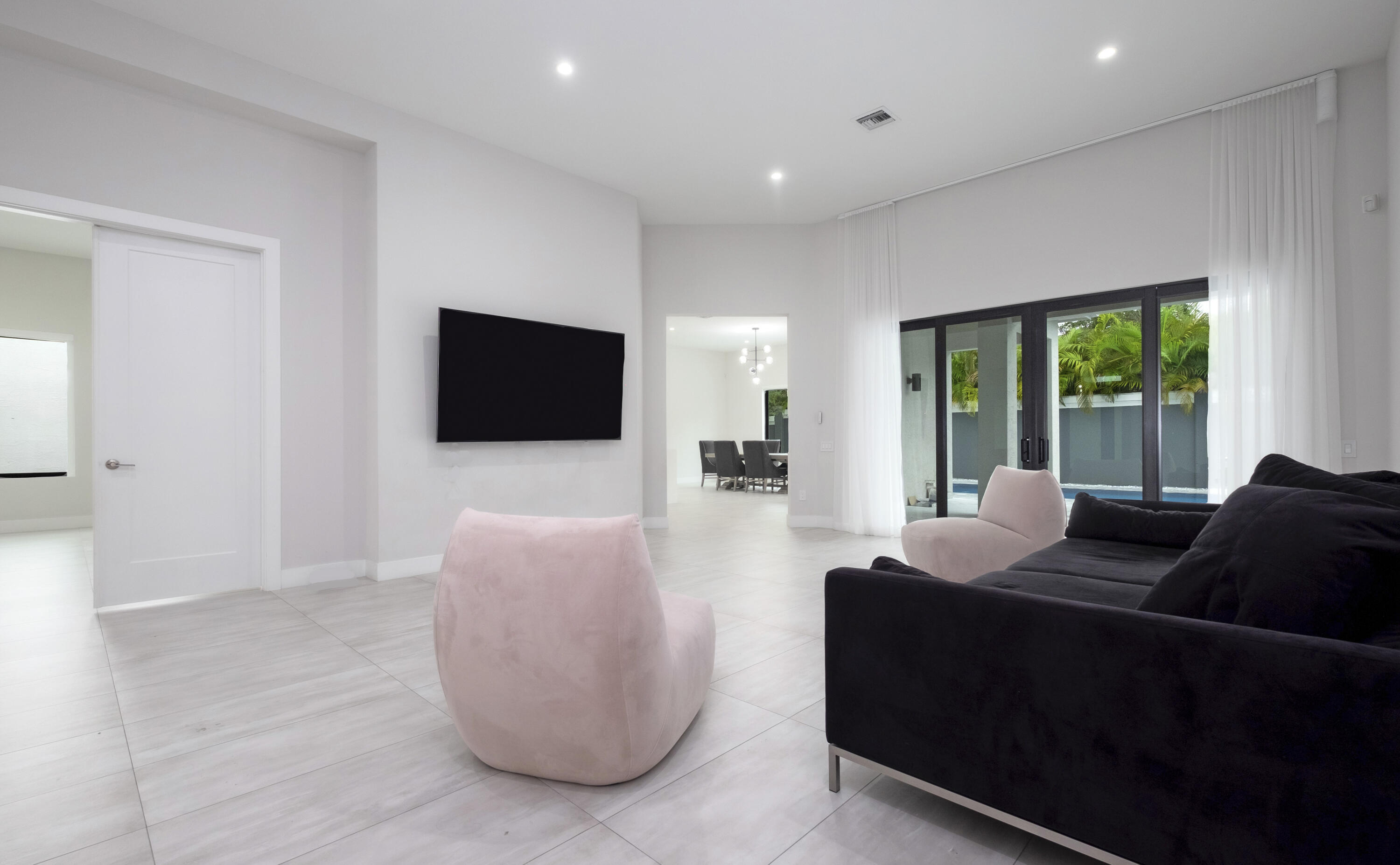 5663 W Brookfield, Hollywood FL 33312
