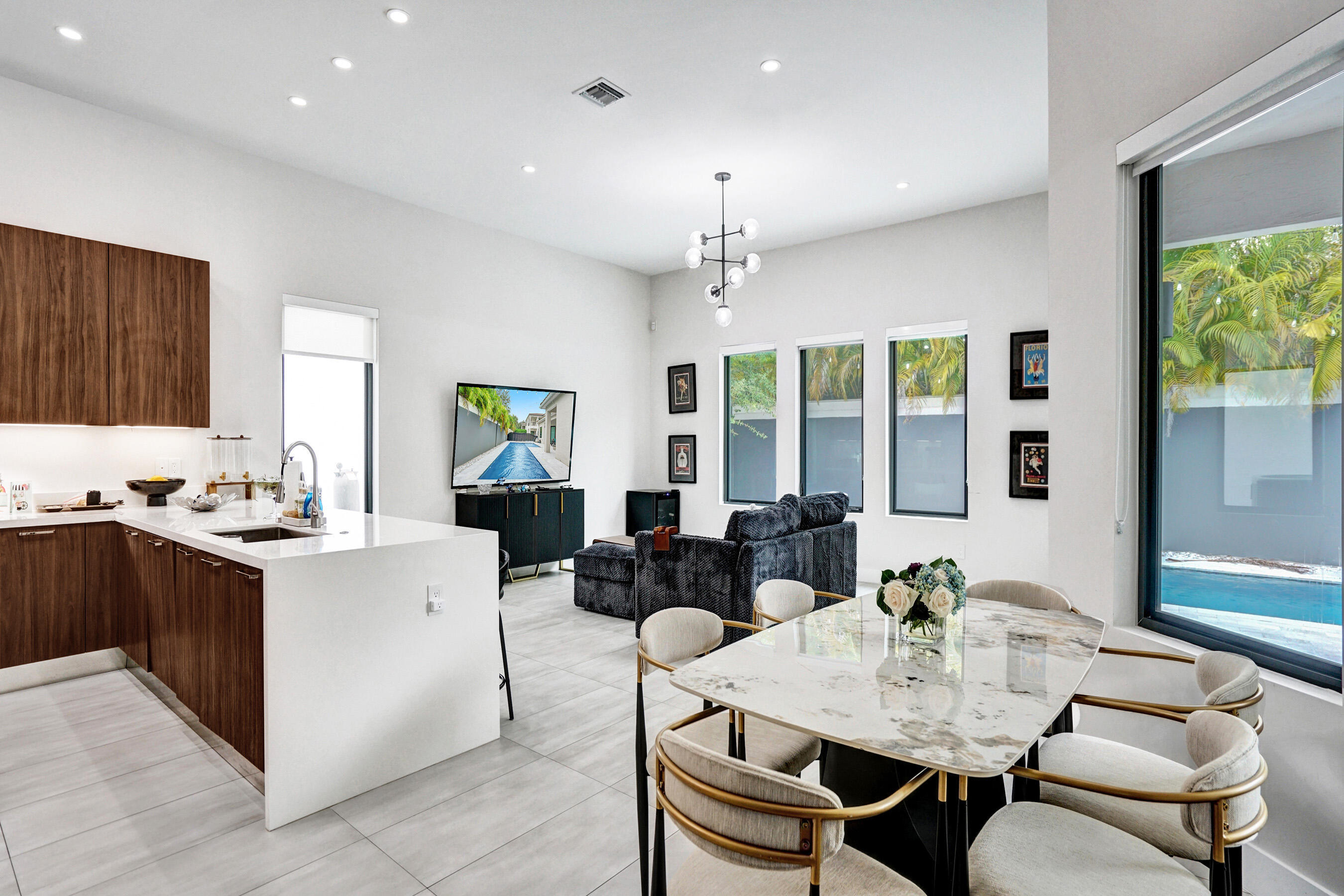 5663 W Brookfield, Hollywood FL 33312