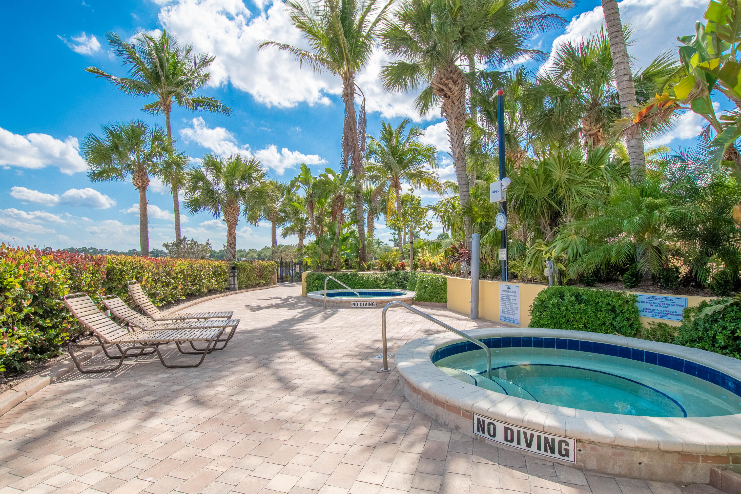 877 Taft, Palm Beach Gardens FL 33410