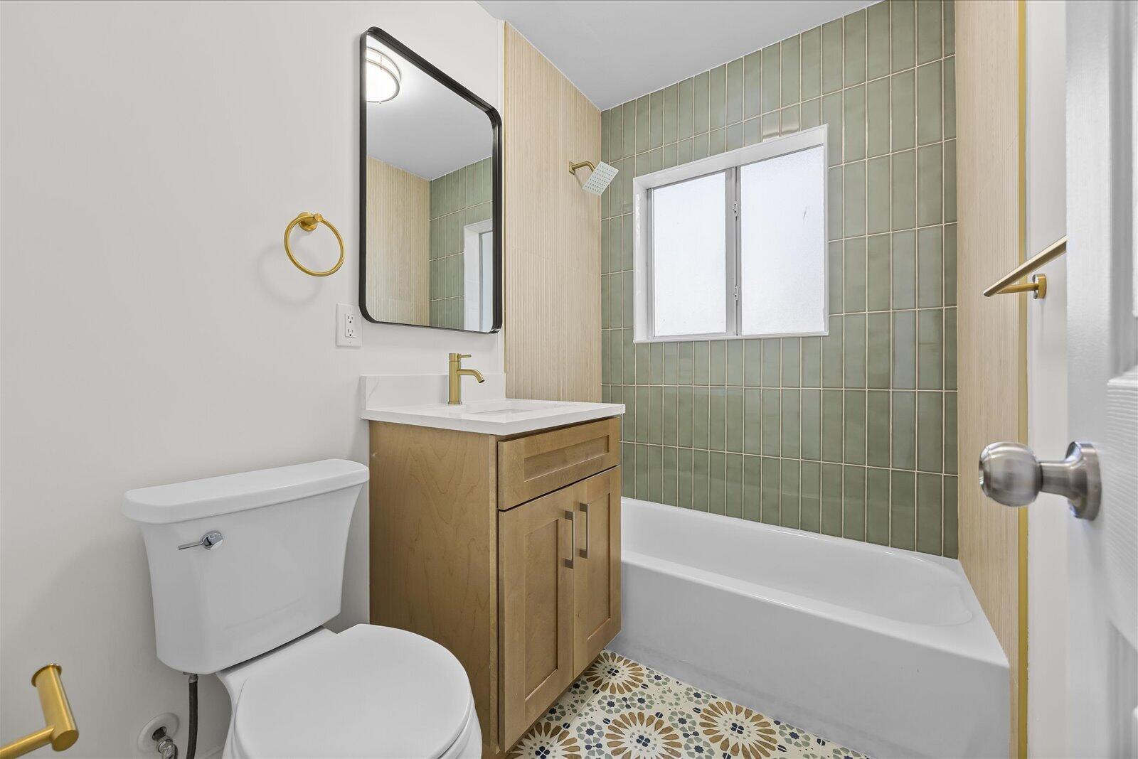 800 SE 13th, Deerfield Beach FL 33441