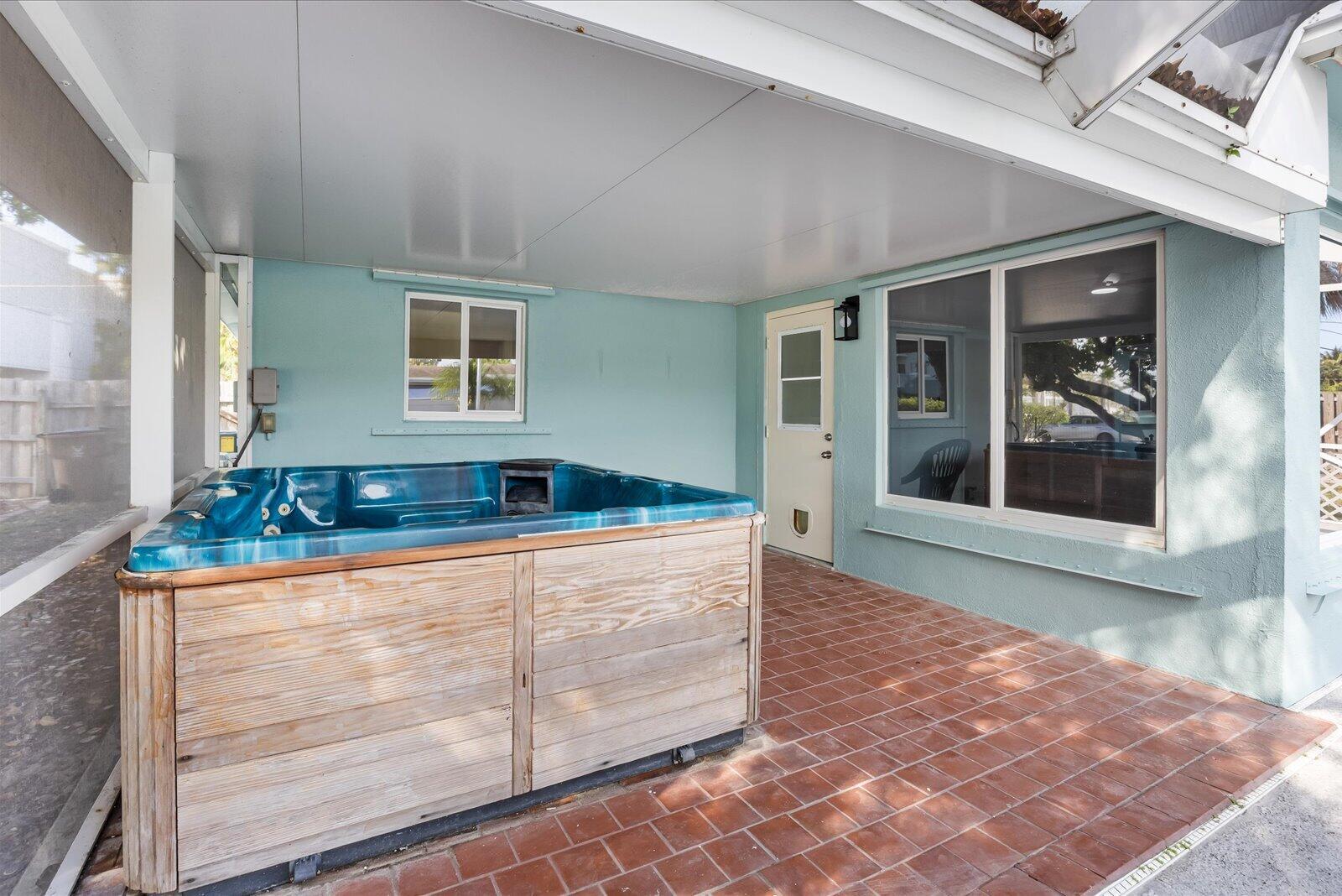 800 SE 13th, Deerfield Beach FL 33441
