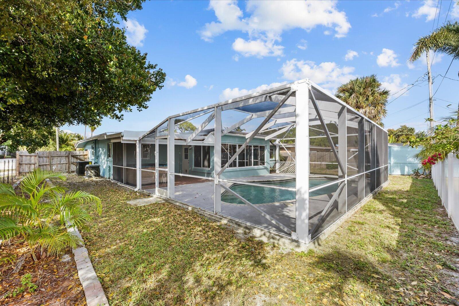 800 SE 13th, Deerfield Beach FL 33441