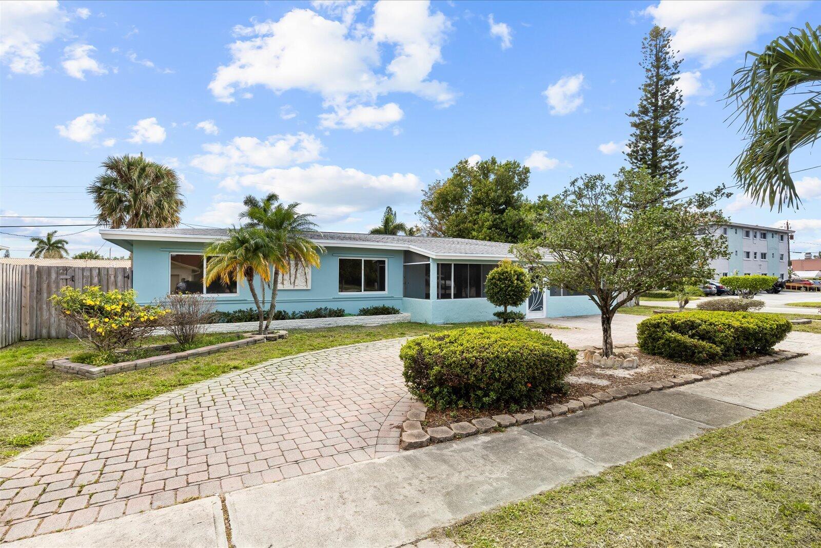 800 SE 13th, Deerfield Beach FL 33441