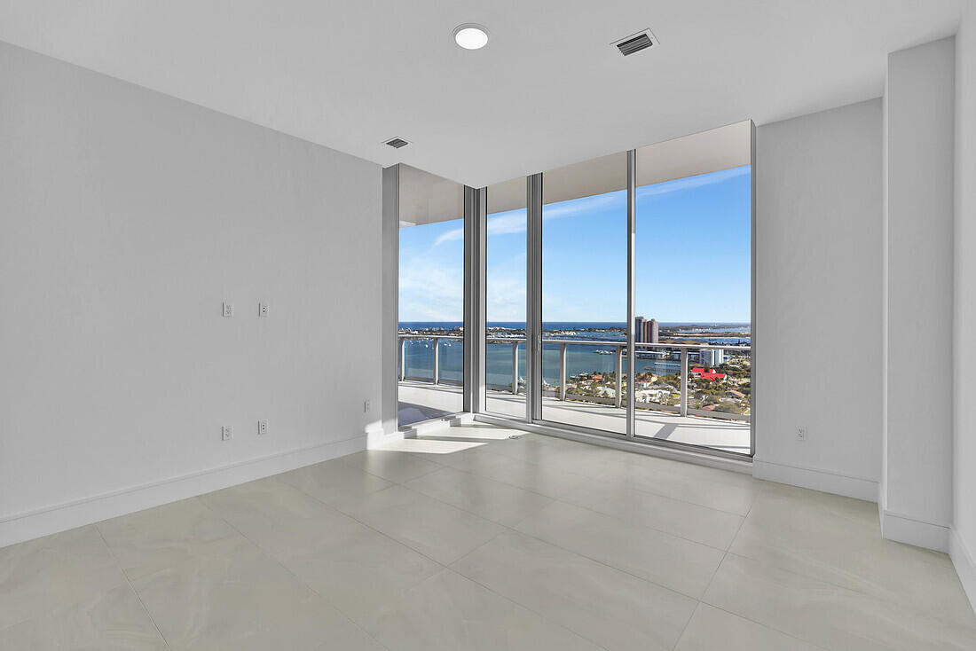 220 Lake Shore #2411, Lake Park FL 33403