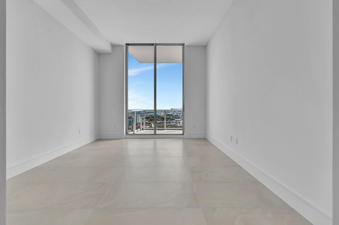 220 Lake Shore #2411, Lake Park FL 33403