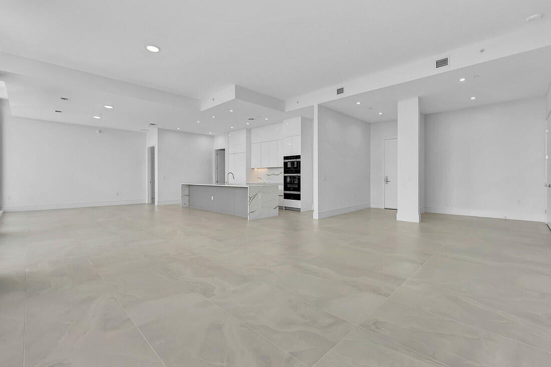 220 Lake Shore #2411, Lake Park FL 33403