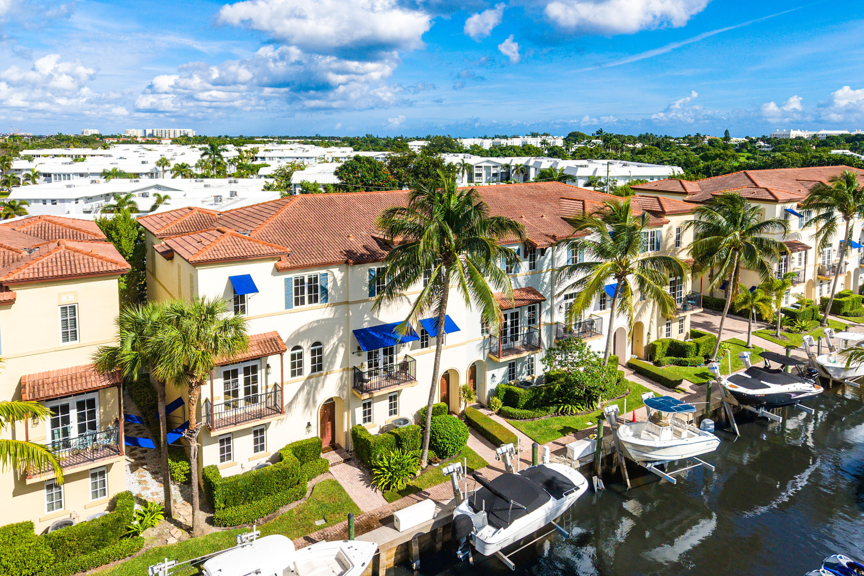 824 Virginia Garden, Boynton Beach FL 33435