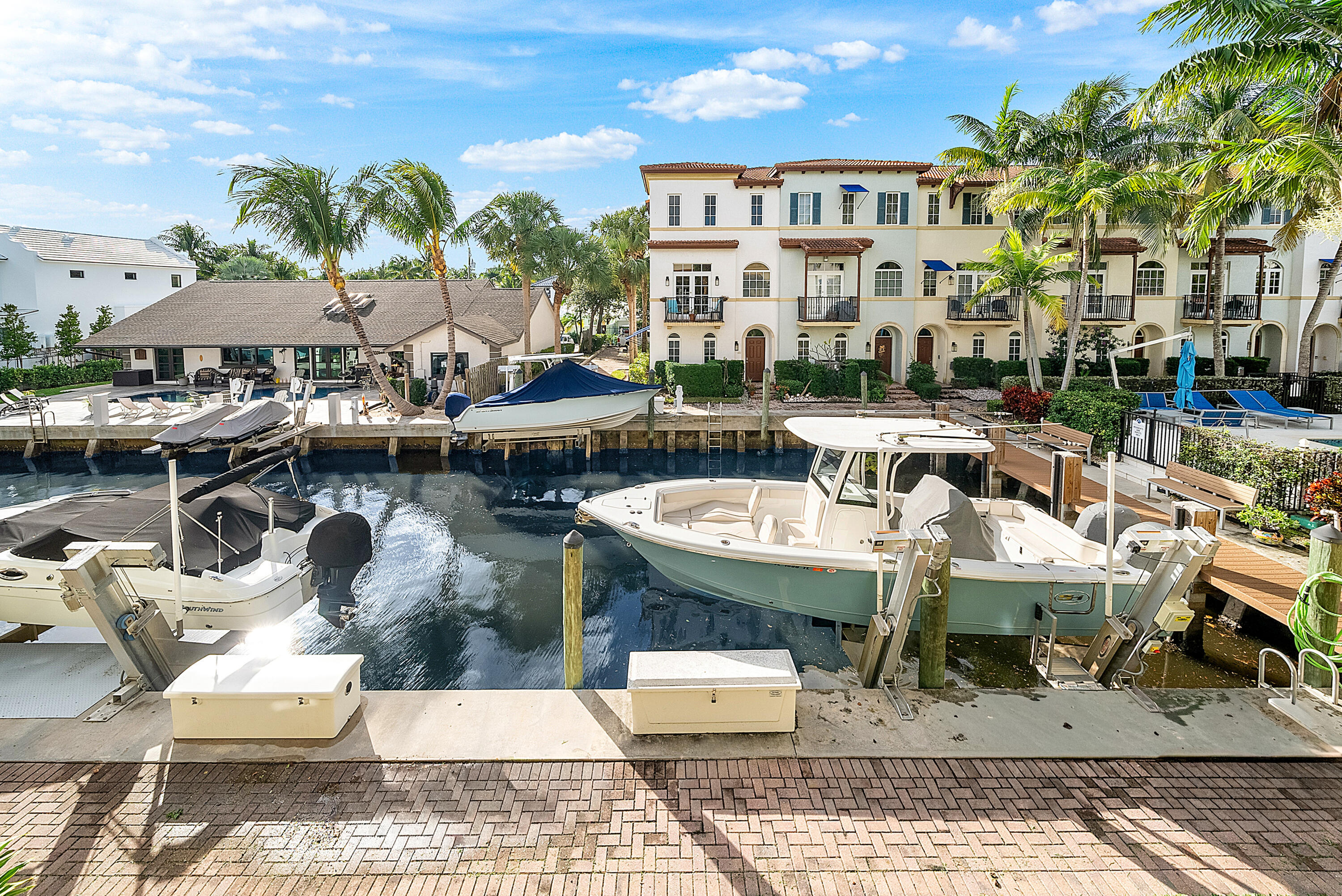 824 Virginia Garden, Boynton Beach FL 33435