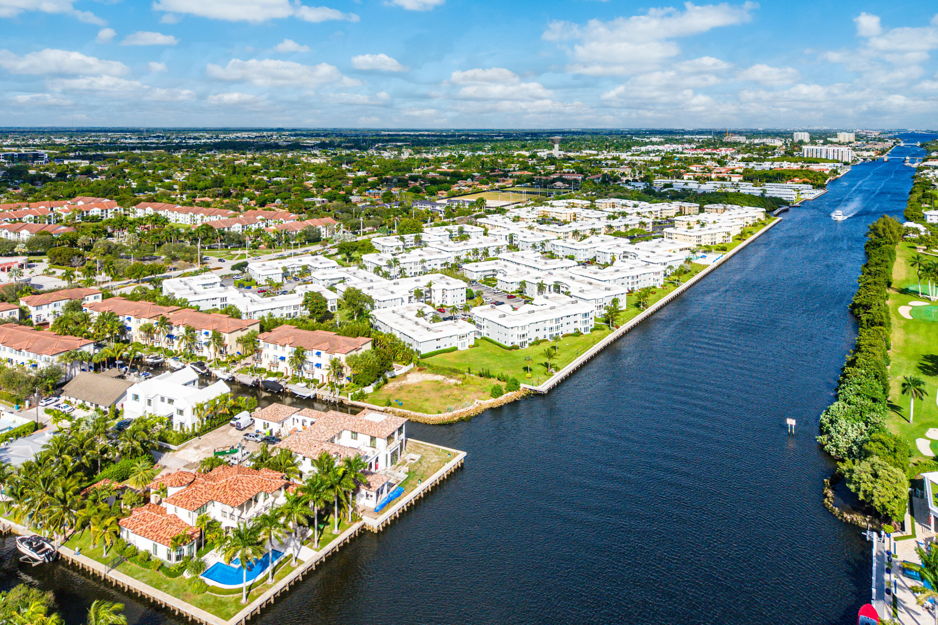 824 Virginia Garden, Boynton Beach FL 33435