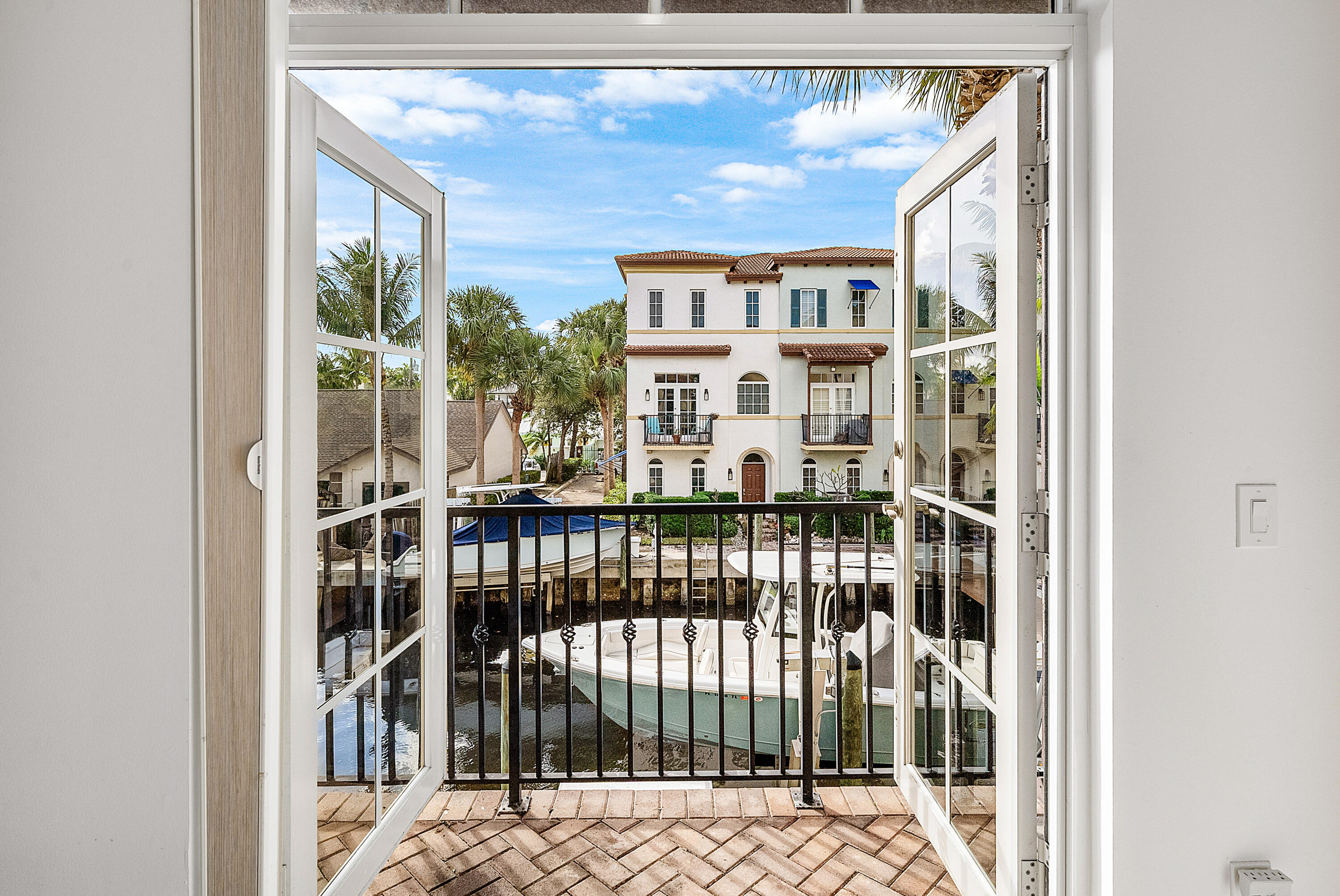 824 Virginia Garden, Boynton Beach FL 33435