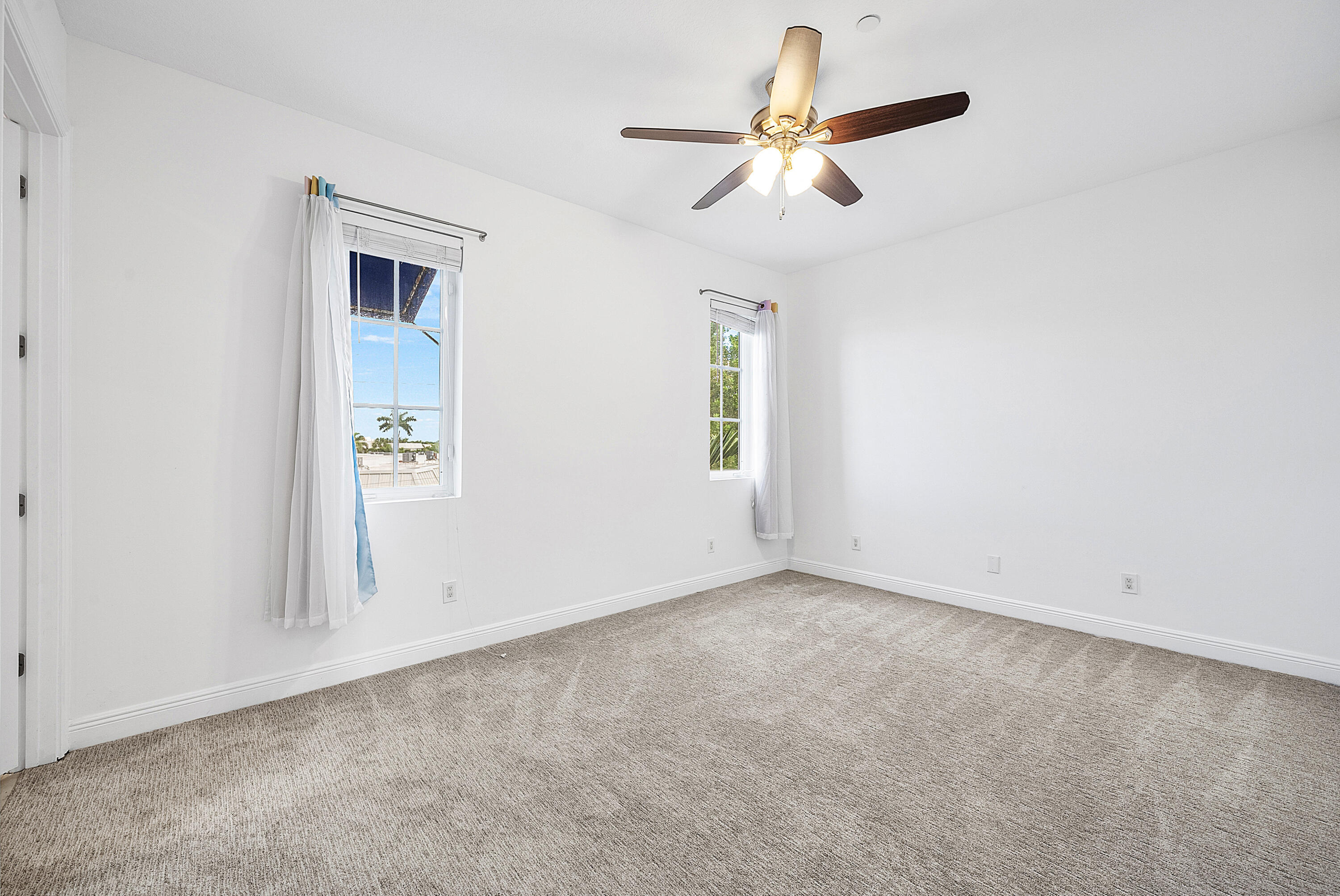 824 Virginia Garden, Boynton Beach FL 33435