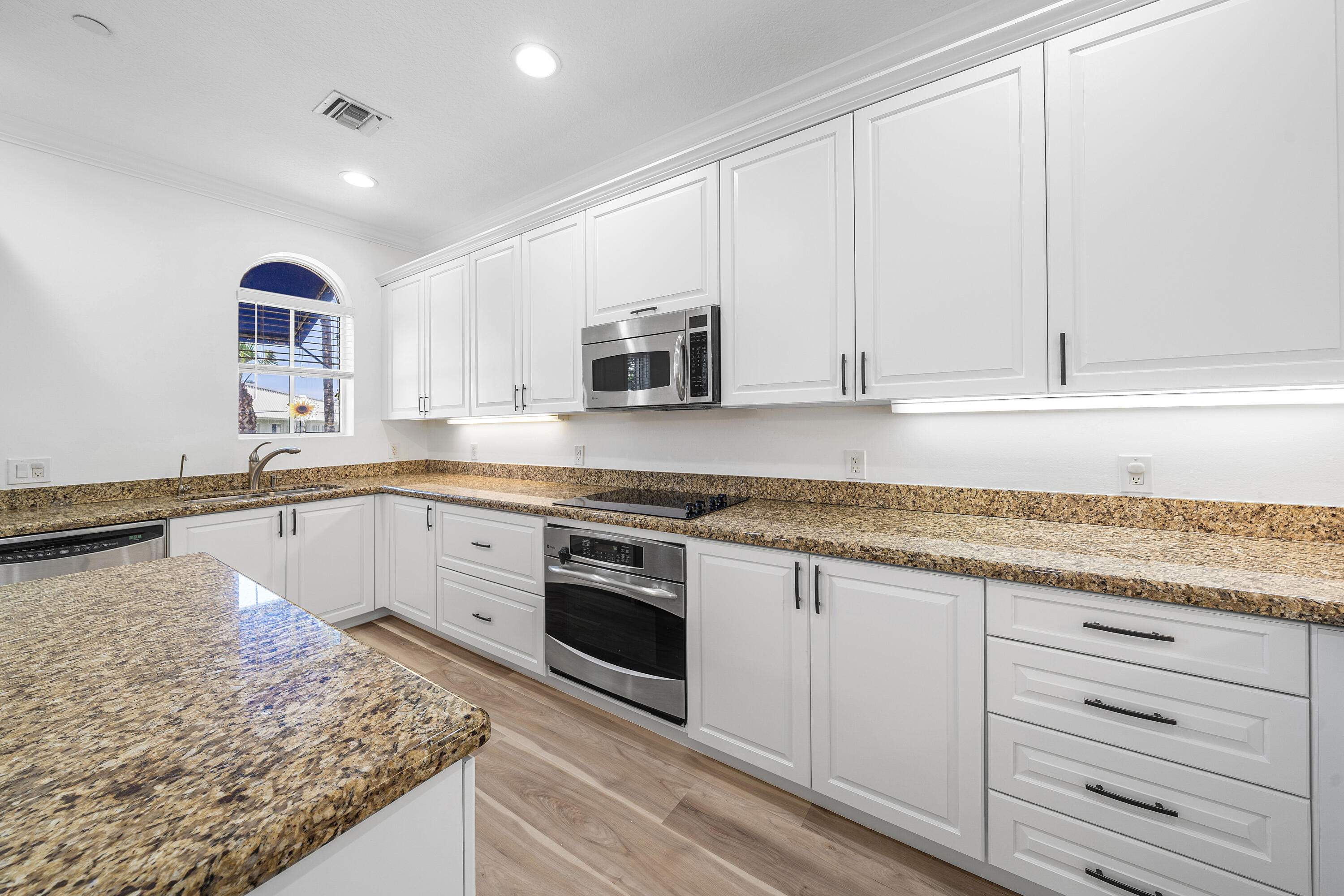 824 Virginia Garden, Boynton Beach FL 33435