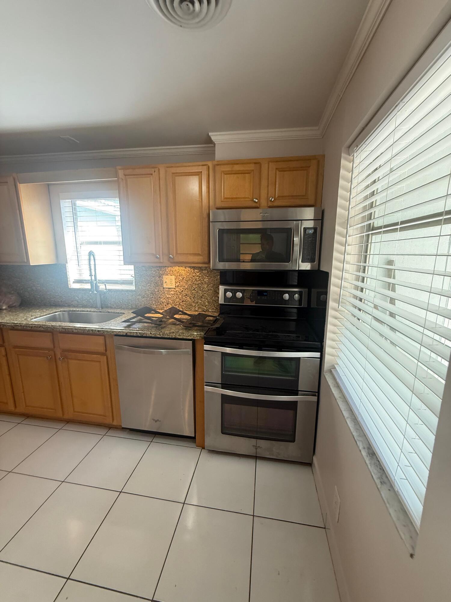 1337 NE 16th, Fort Lauderdale FL 33304