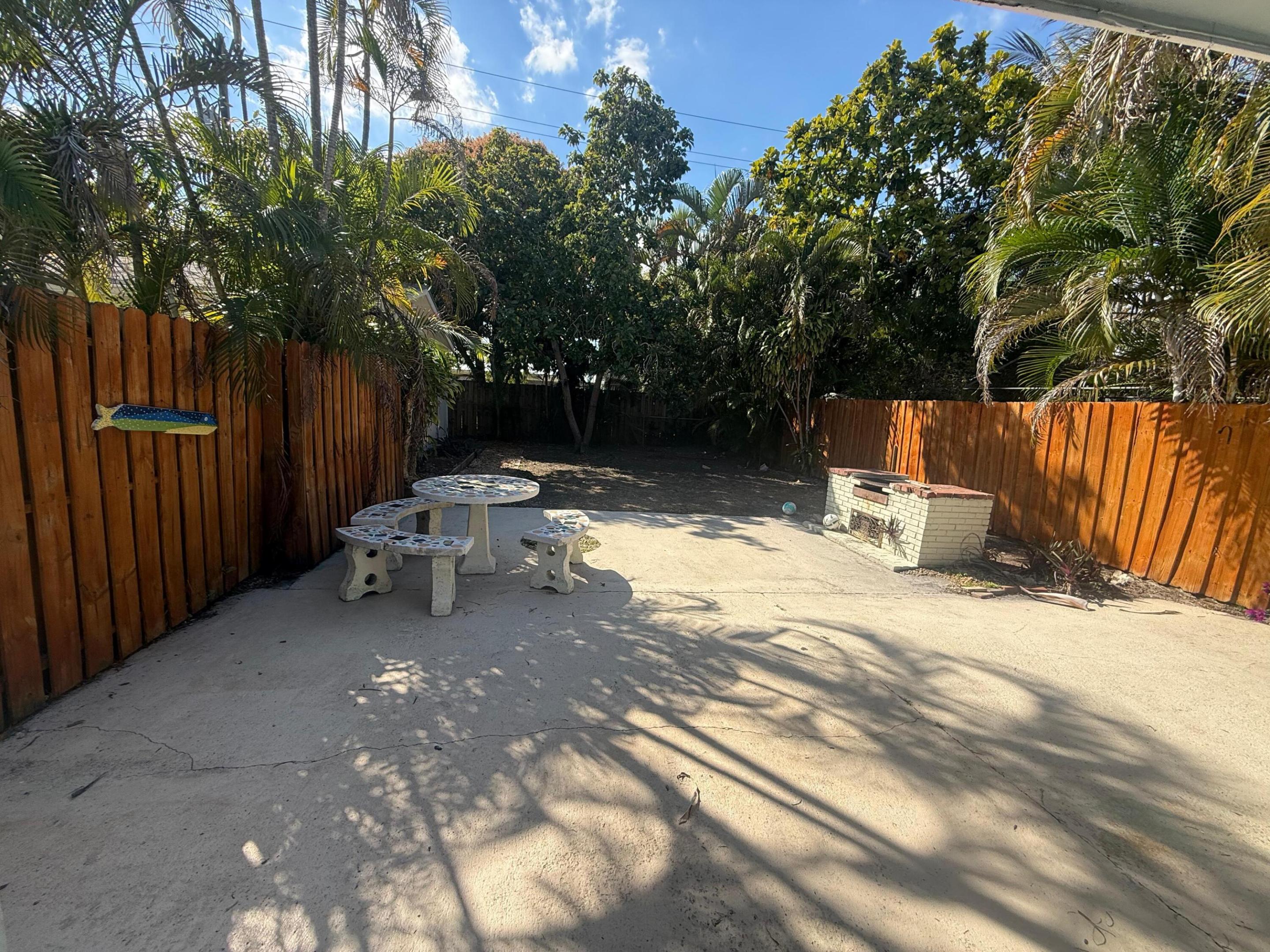 1337 NE 16th, Fort Lauderdale FL 33304