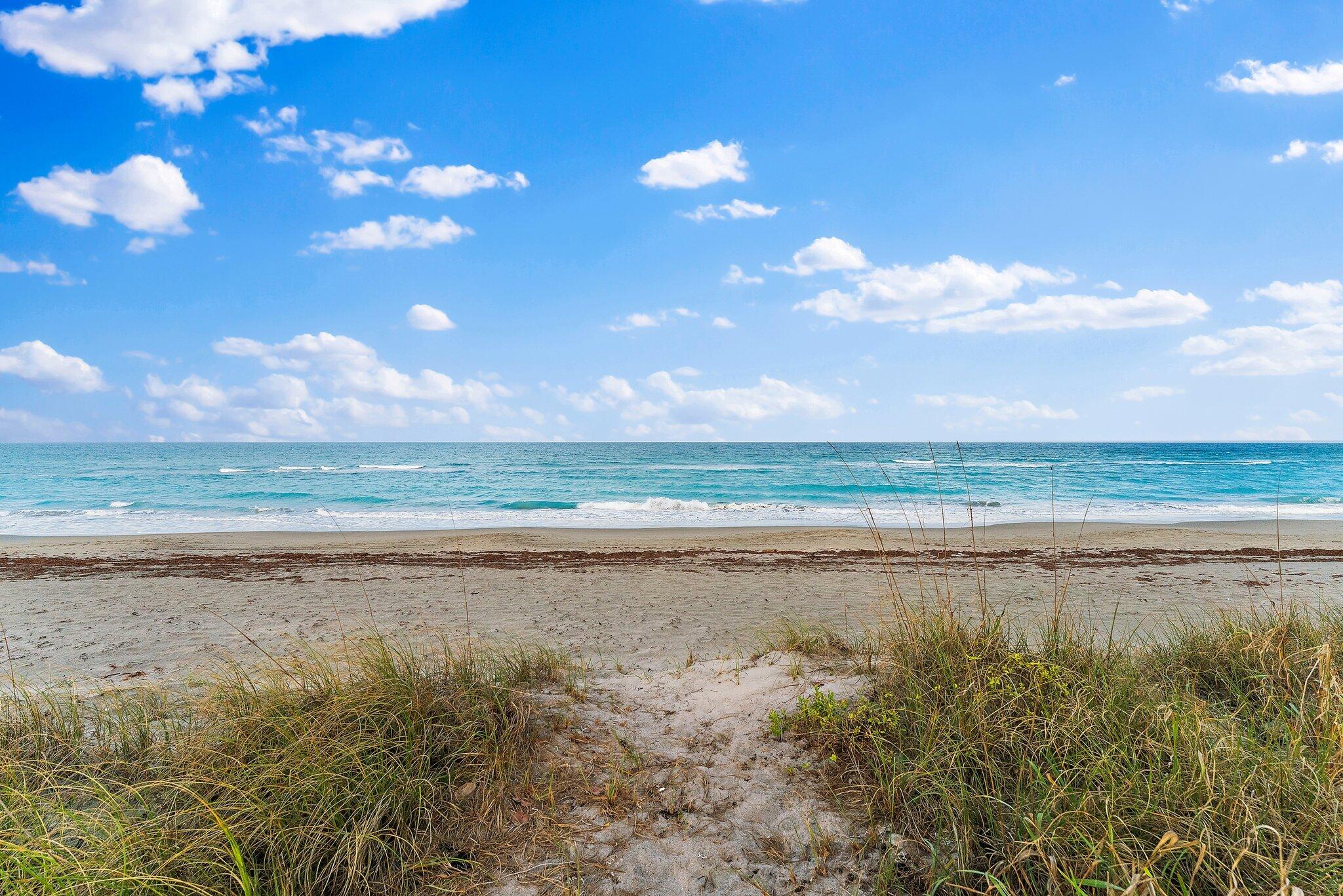 31 N Beach, Jupiter Island FL 33455