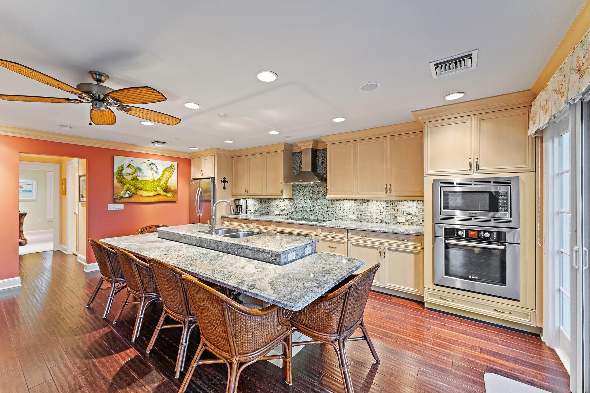 31 N Beach, Jupiter Island FL 33455