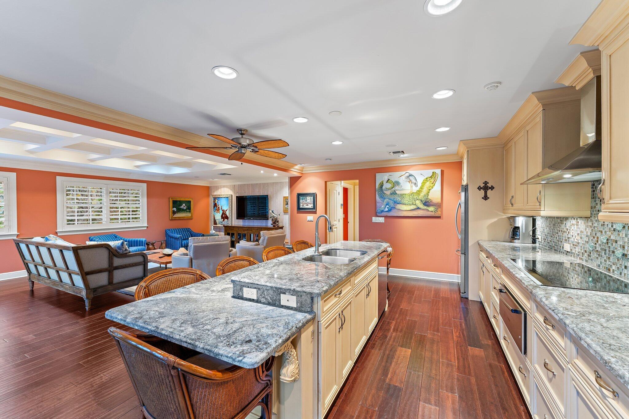 31 N Beach, Jupiter Island FL 33455