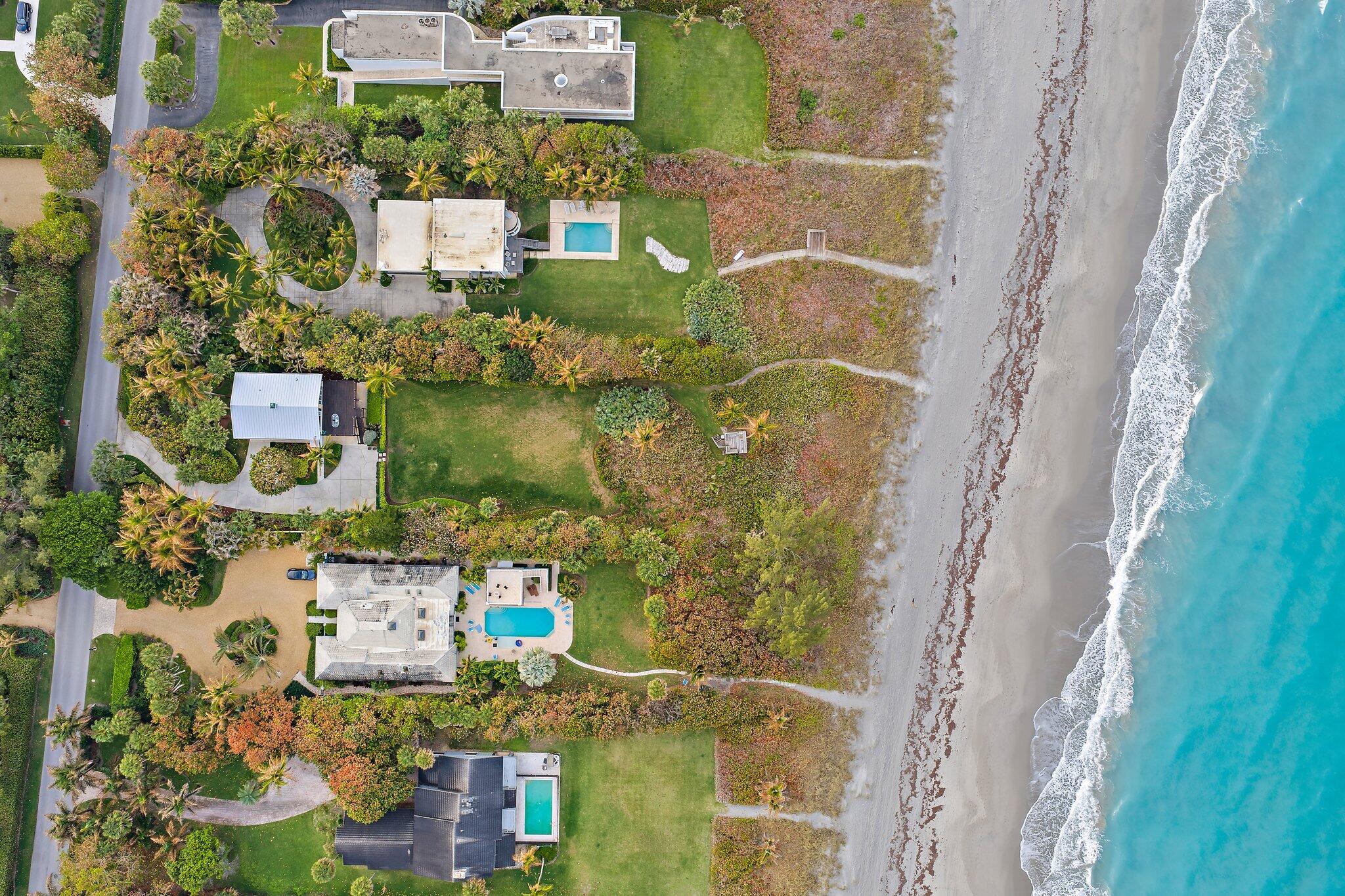 31 N Beach, Jupiter Island FL 33455