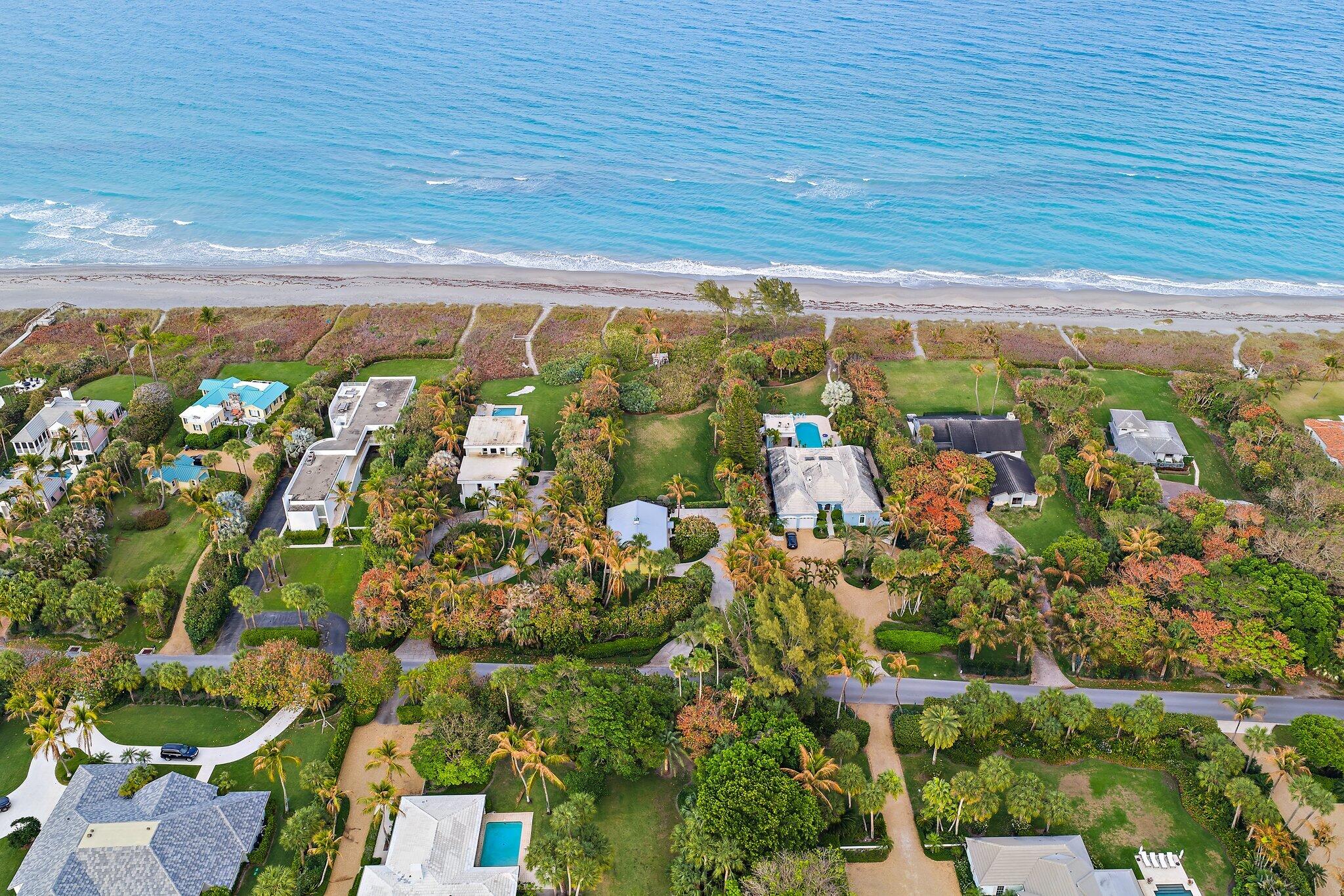 31 N Beach, Jupiter Island FL 33455