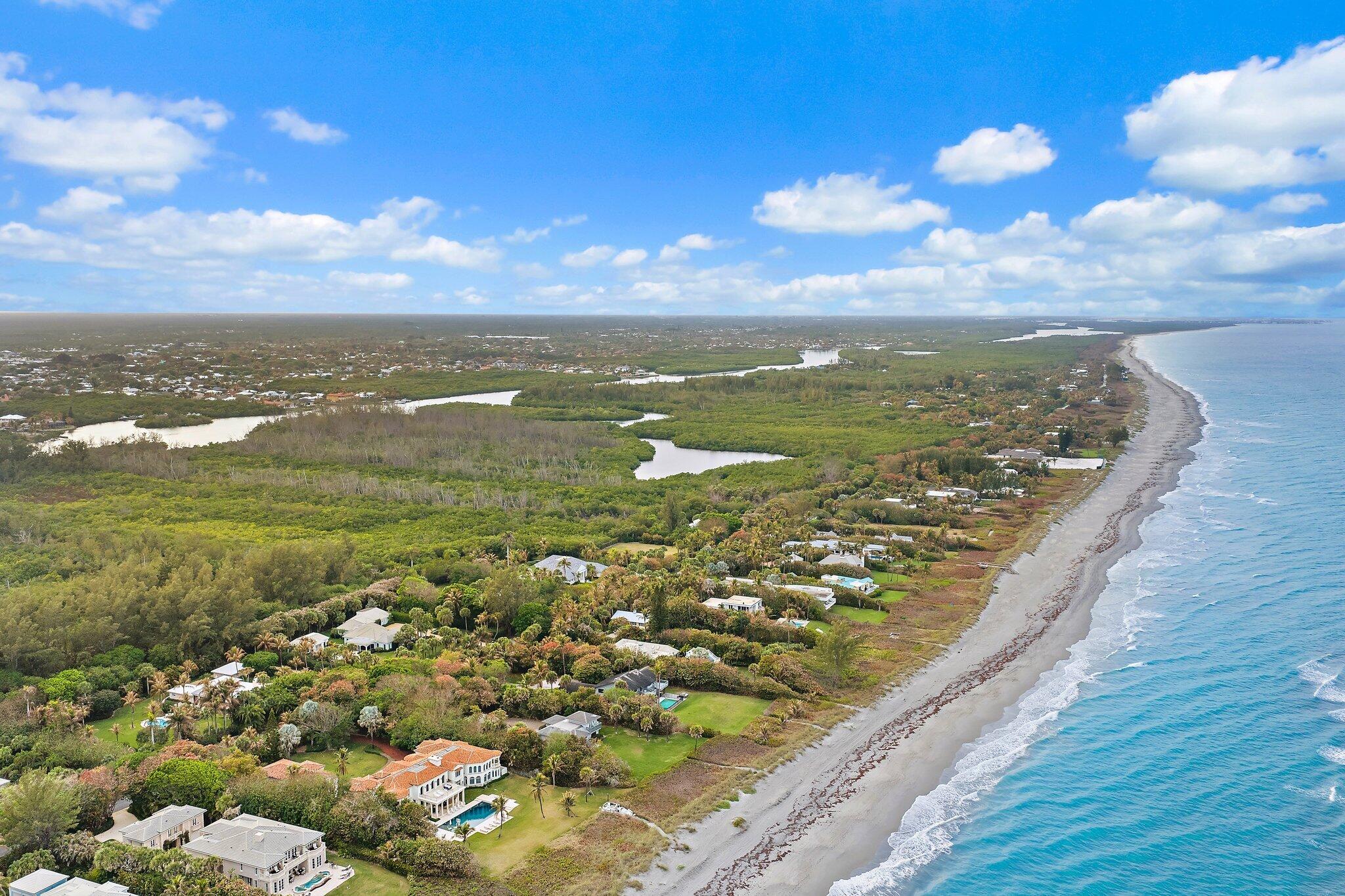 31 N Beach, Jupiter Island FL 33455