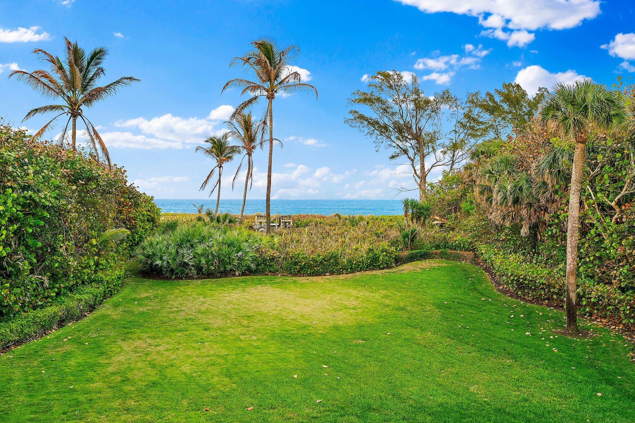 31 N Beach, Jupiter Island FL 33455
