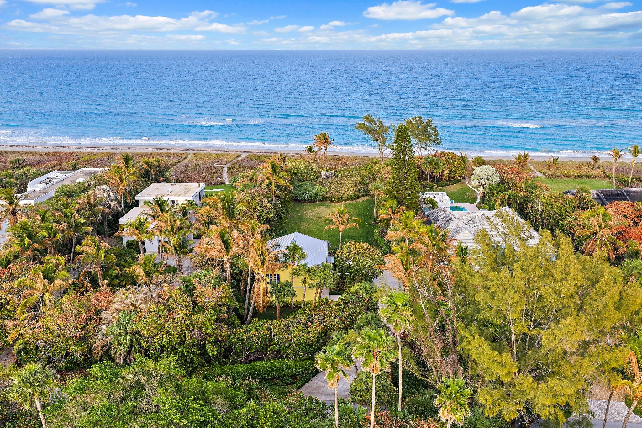 31 N Beach, Jupiter Island FL 33455