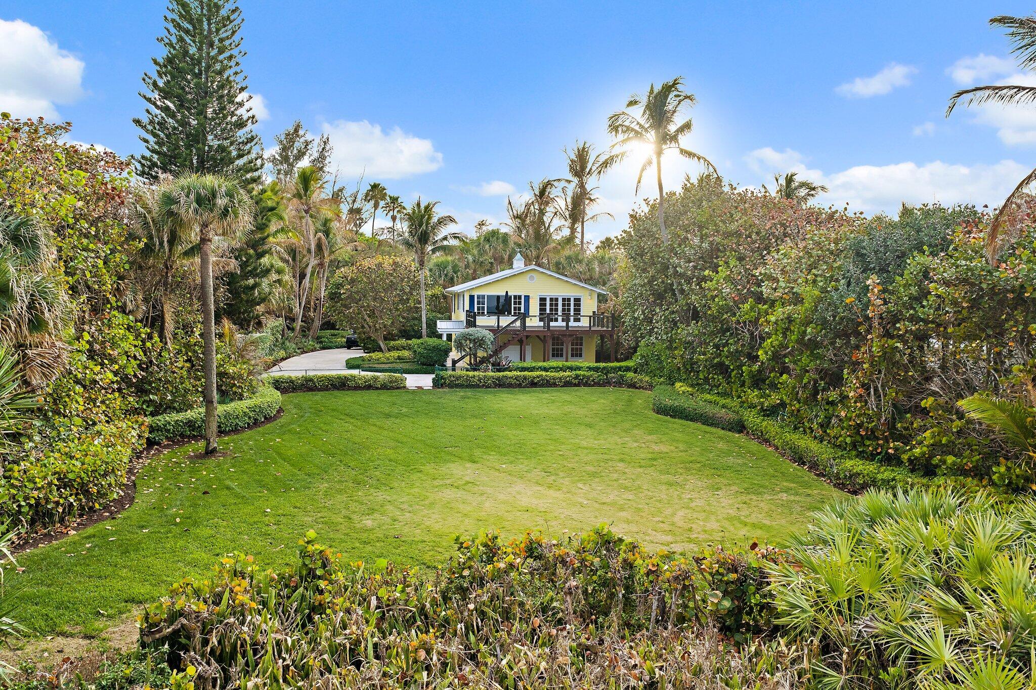 31 N Beach, Jupiter Island FL 33455