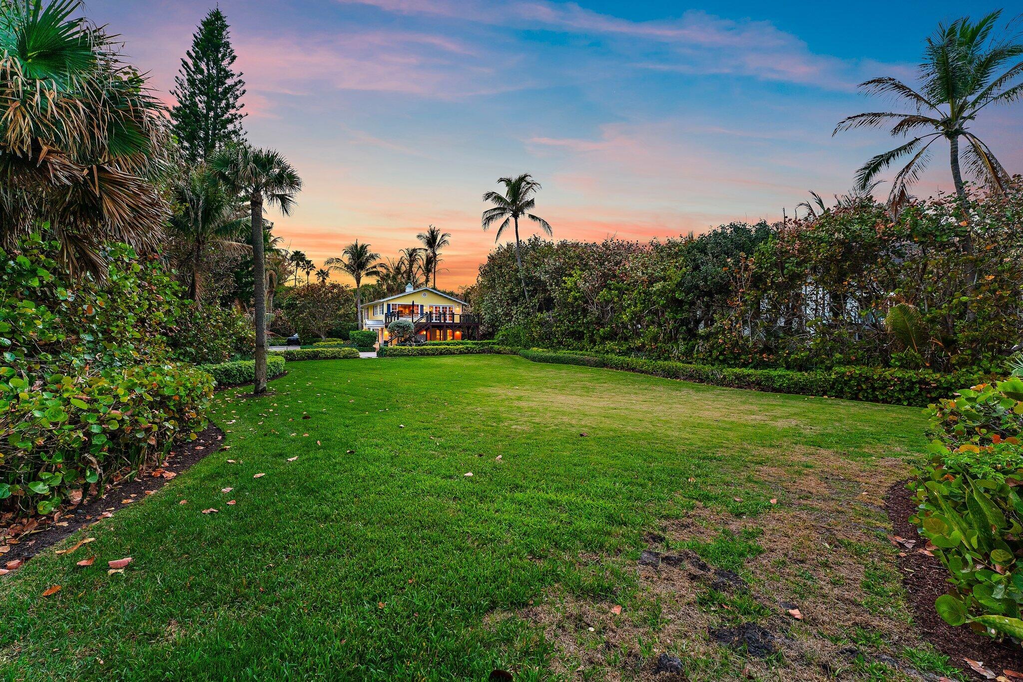 31 N Beach, Jupiter Island FL 33455