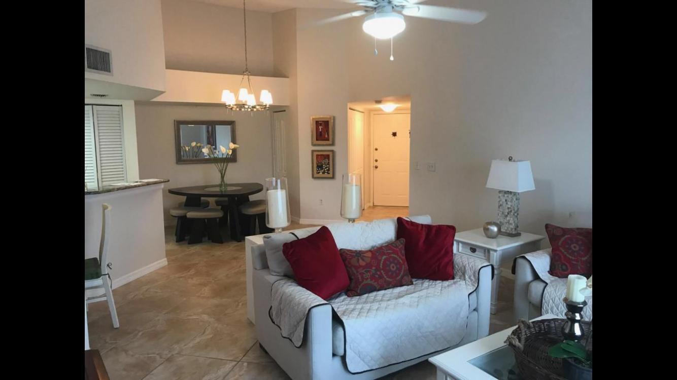 500 Crestwood #517, Royal Palm Beach FL 33411