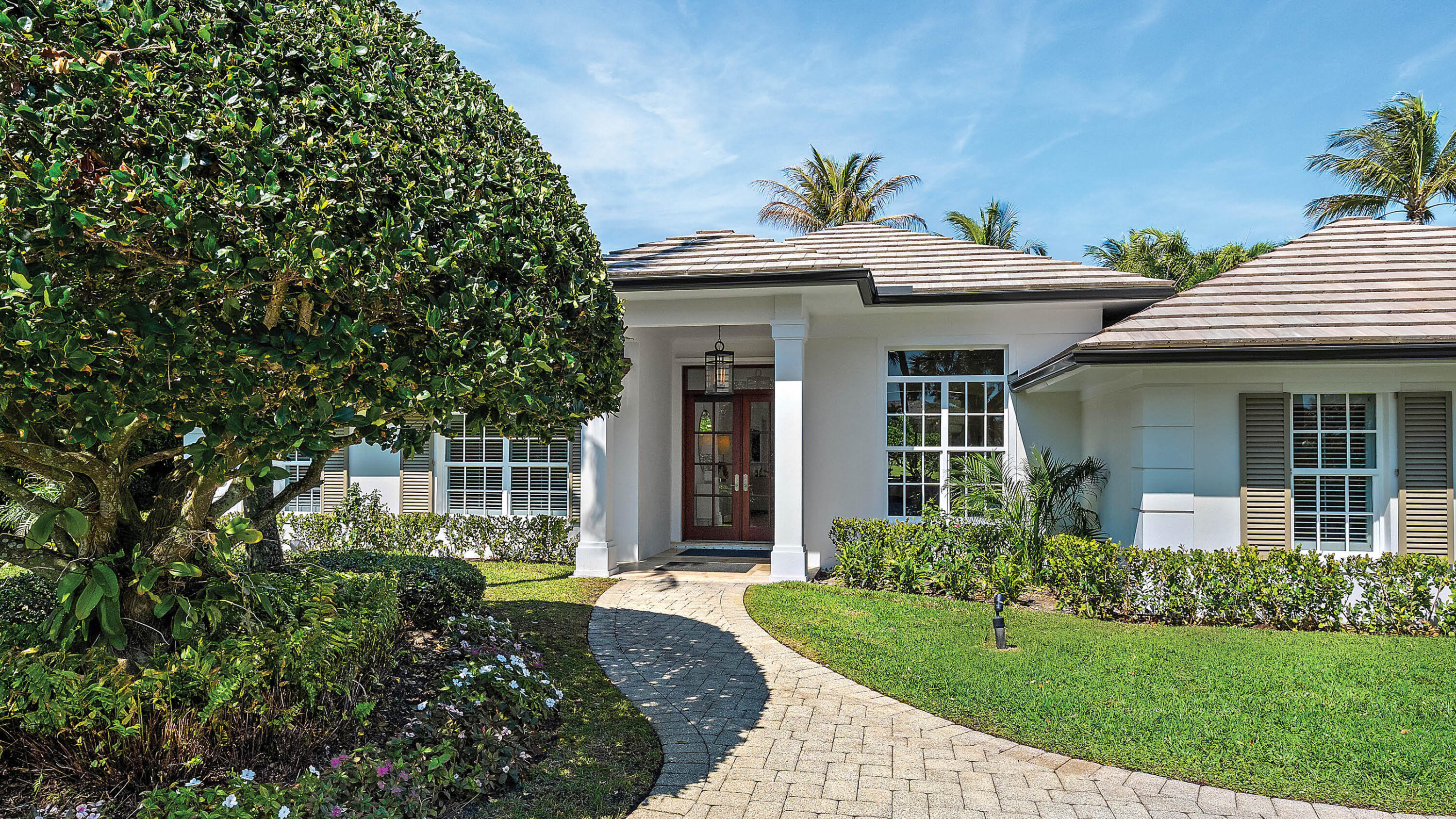 677 Village, North Palm Beach FL 33408