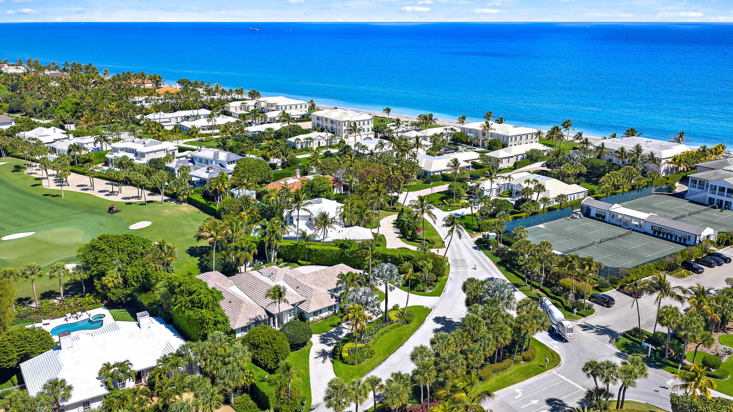 677 Village, North Palm Beach FL 33408