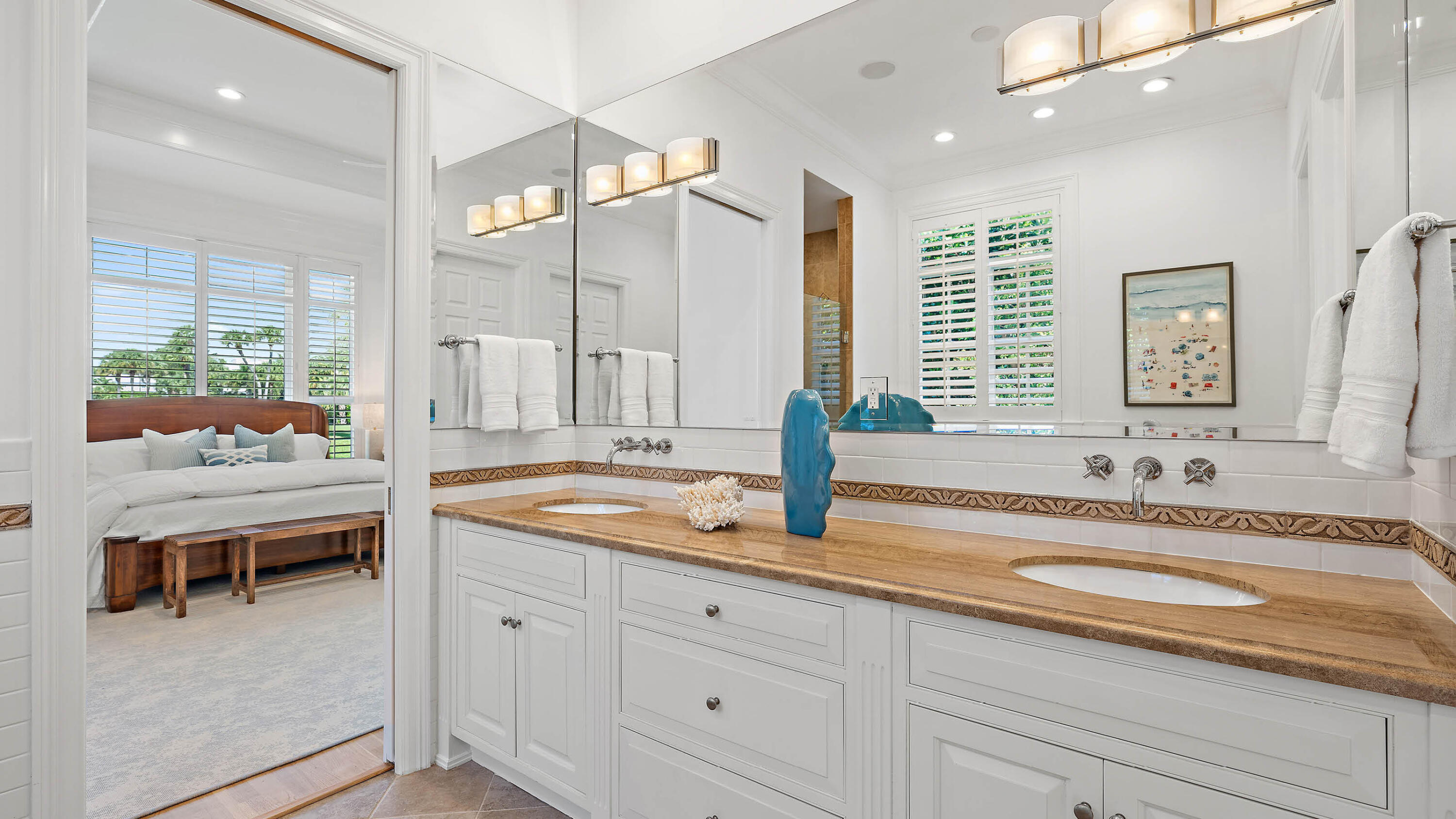 677 Village, North Palm Beach FL 33408