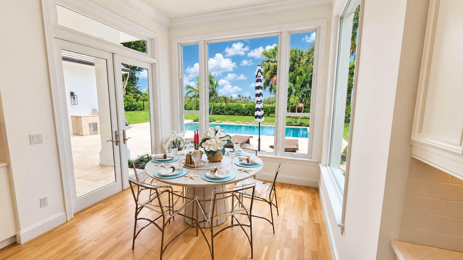 677 Village, North Palm Beach FL 33408