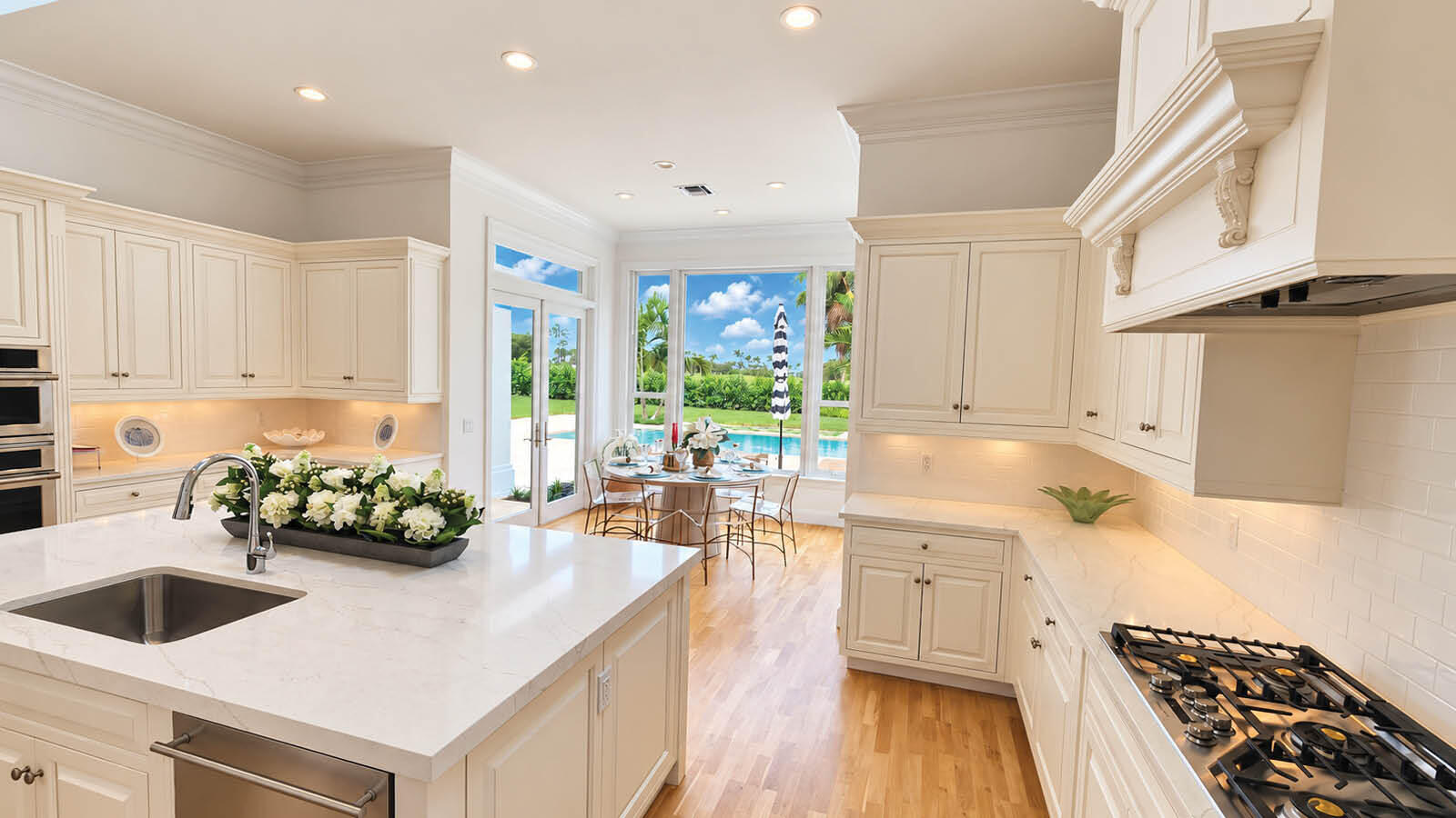 677 Village, North Palm Beach FL 33408