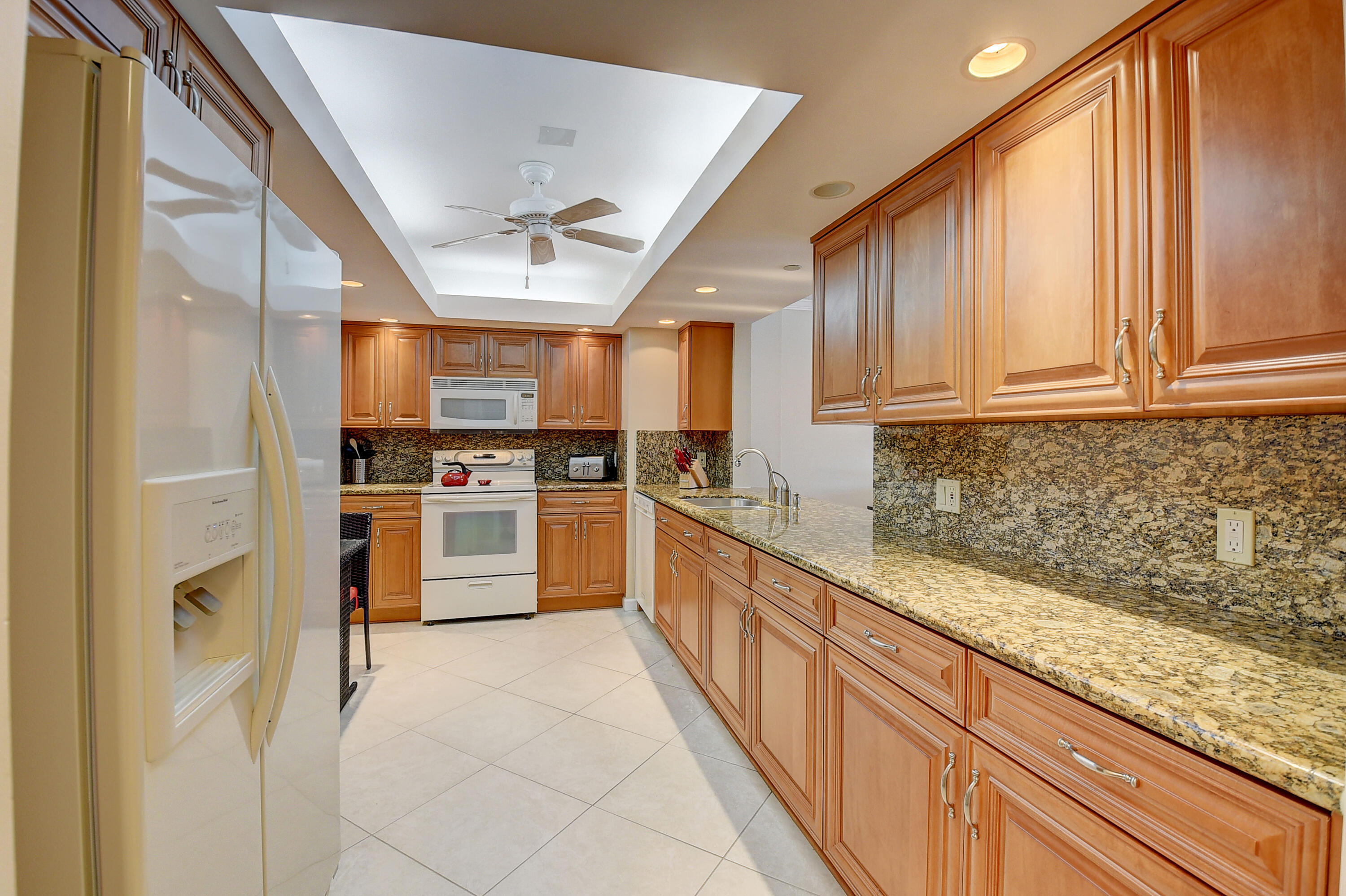 4748 S Ocean #203, Highland Beach FL 33487