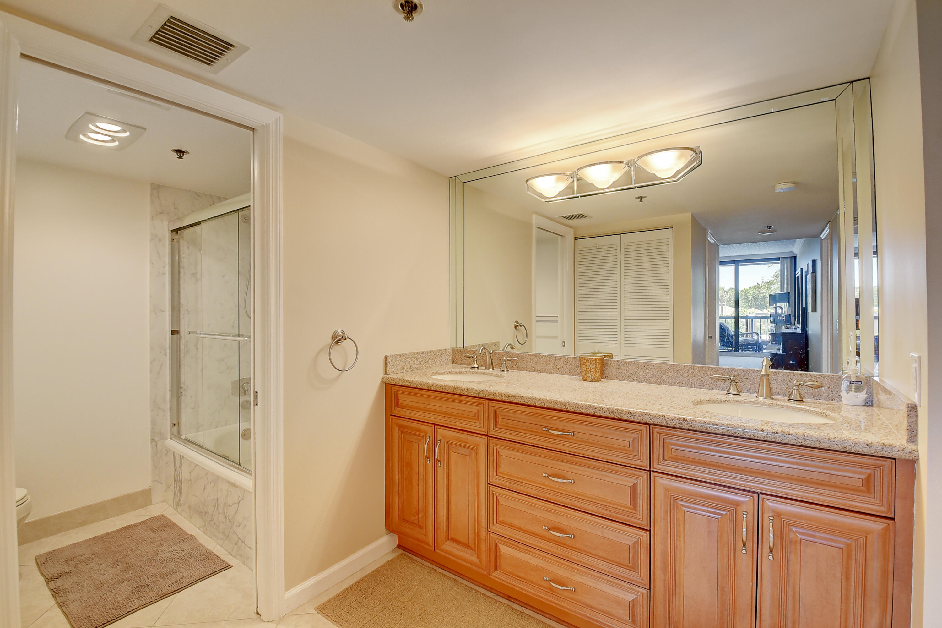 4748 S Ocean #203, Highland Beach FL 33487