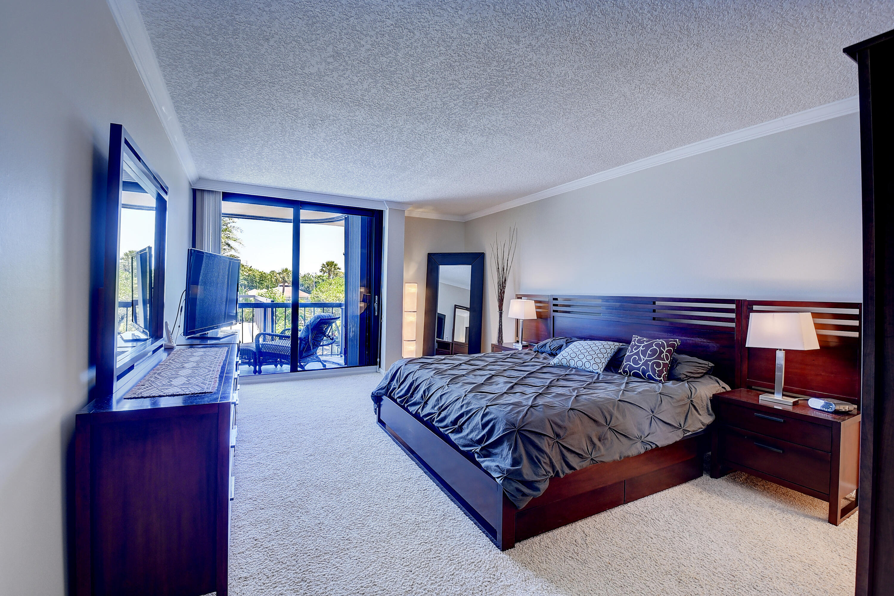 4748 S Ocean #203, Highland Beach FL 33487