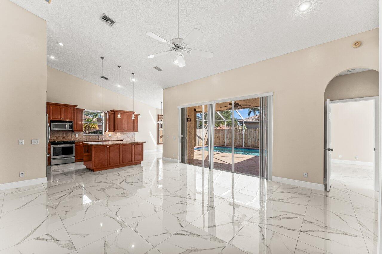 5872 NW 73rd, Parkland FL 33067