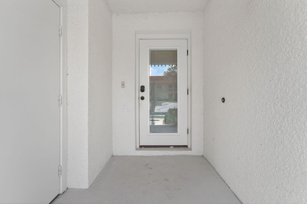505 Brackenwood, Palm Beach Gardens FL 33418
