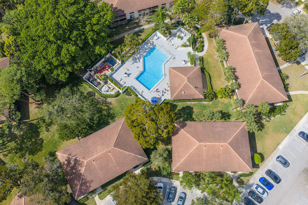 505 Brackenwood, Palm Beach Gardens FL 33418