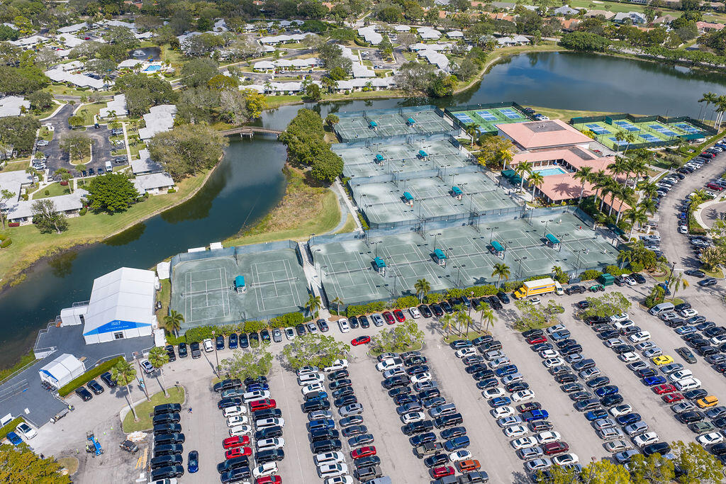 505 Brackenwood, Palm Beach Gardens FL 33418