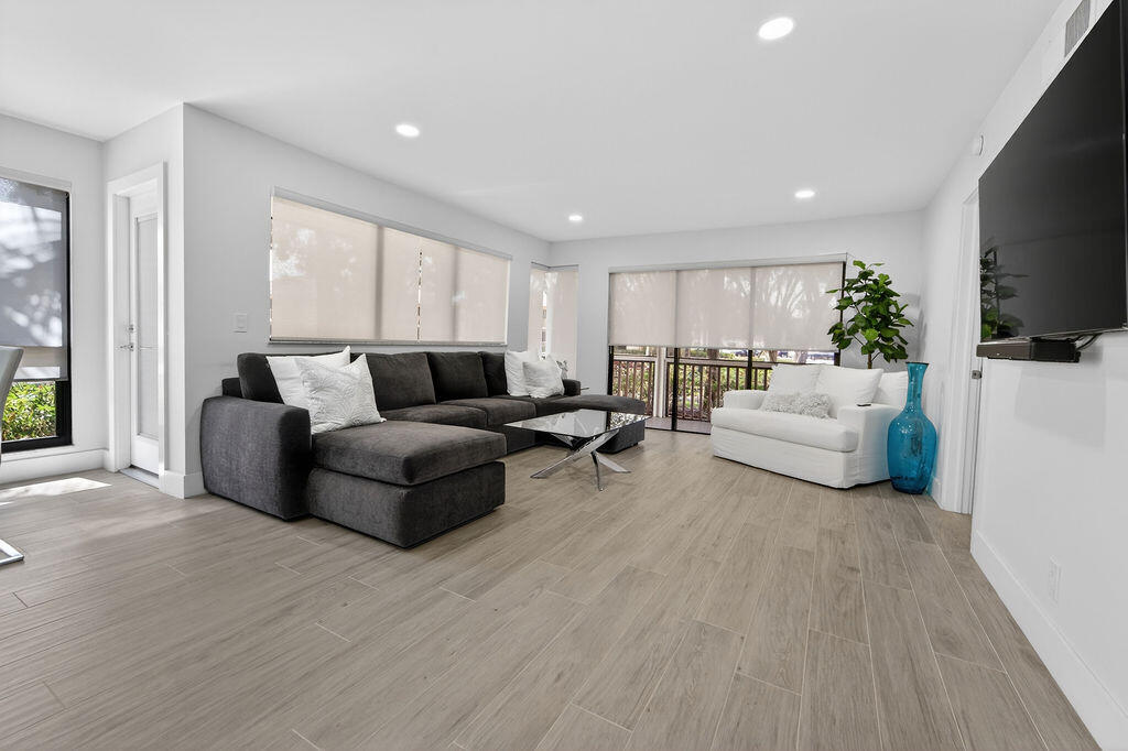 505 Brackenwood, Palm Beach Gardens FL 33418