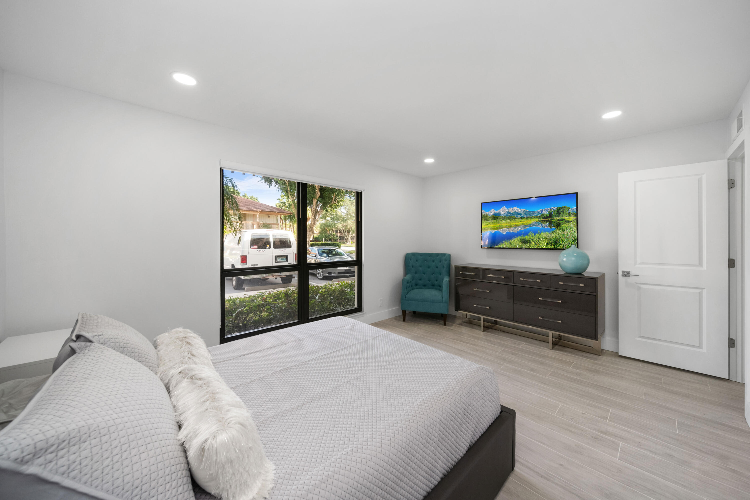 505 Brackenwood, Palm Beach Gardens FL 33418