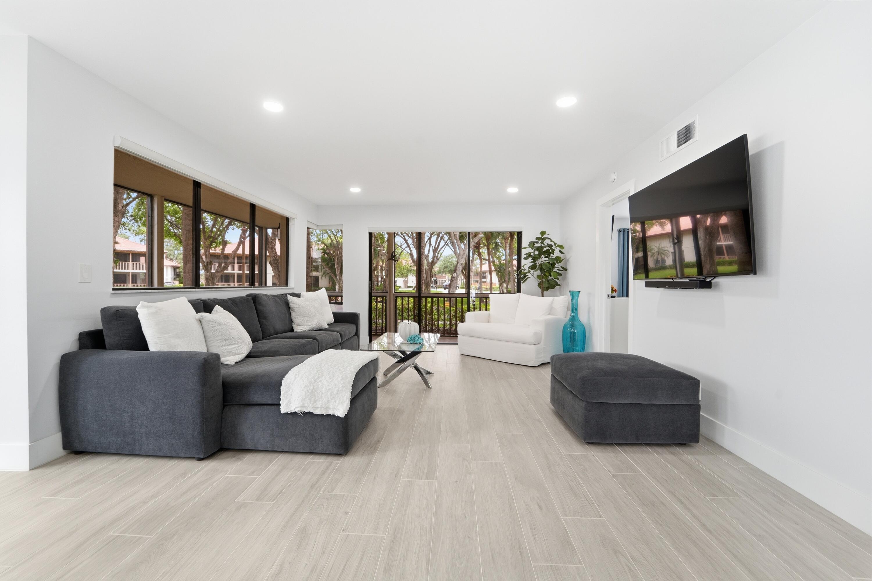 505 Brackenwood, Palm Beach Gardens FL 33418