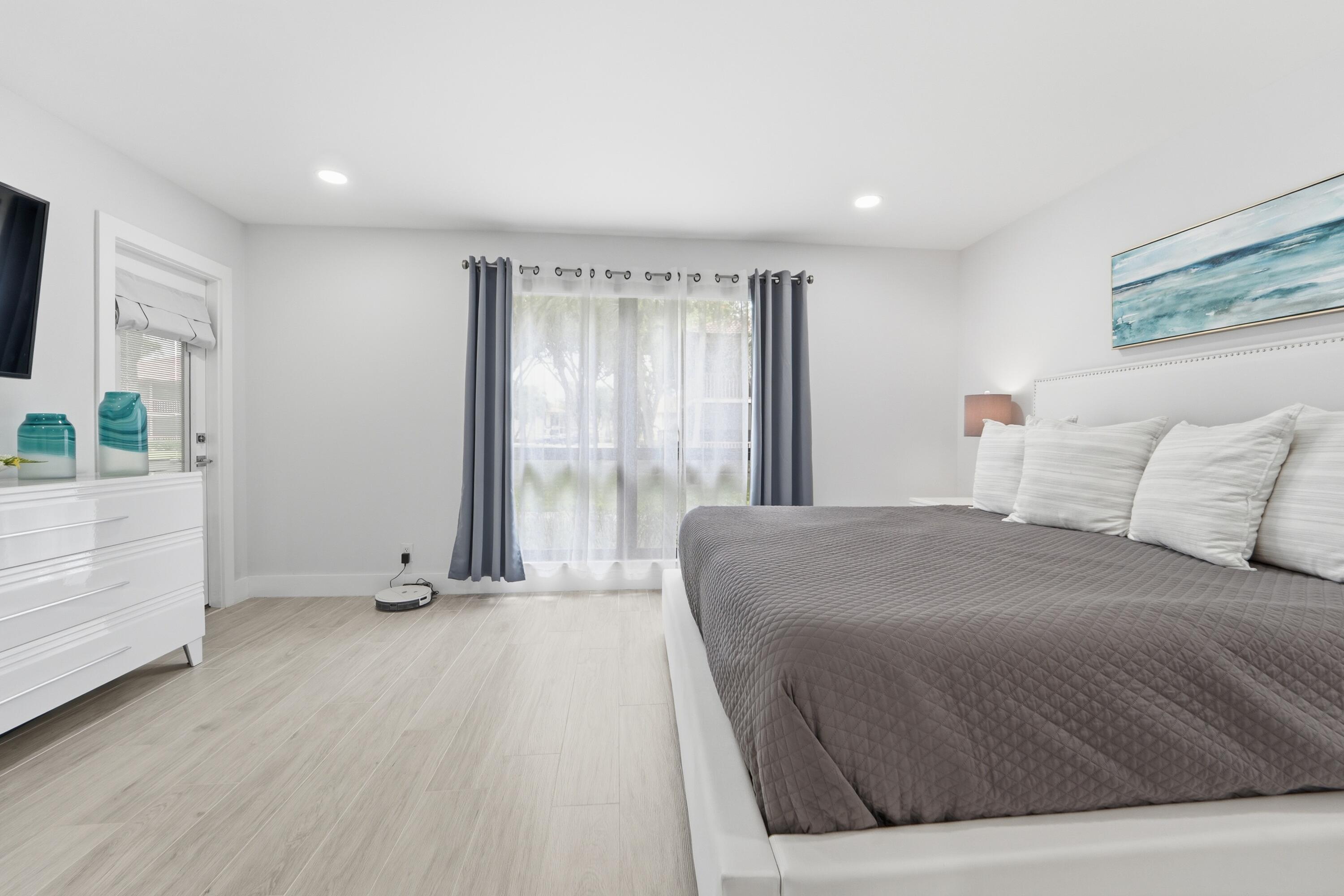 505 Brackenwood, Palm Beach Gardens FL 33418