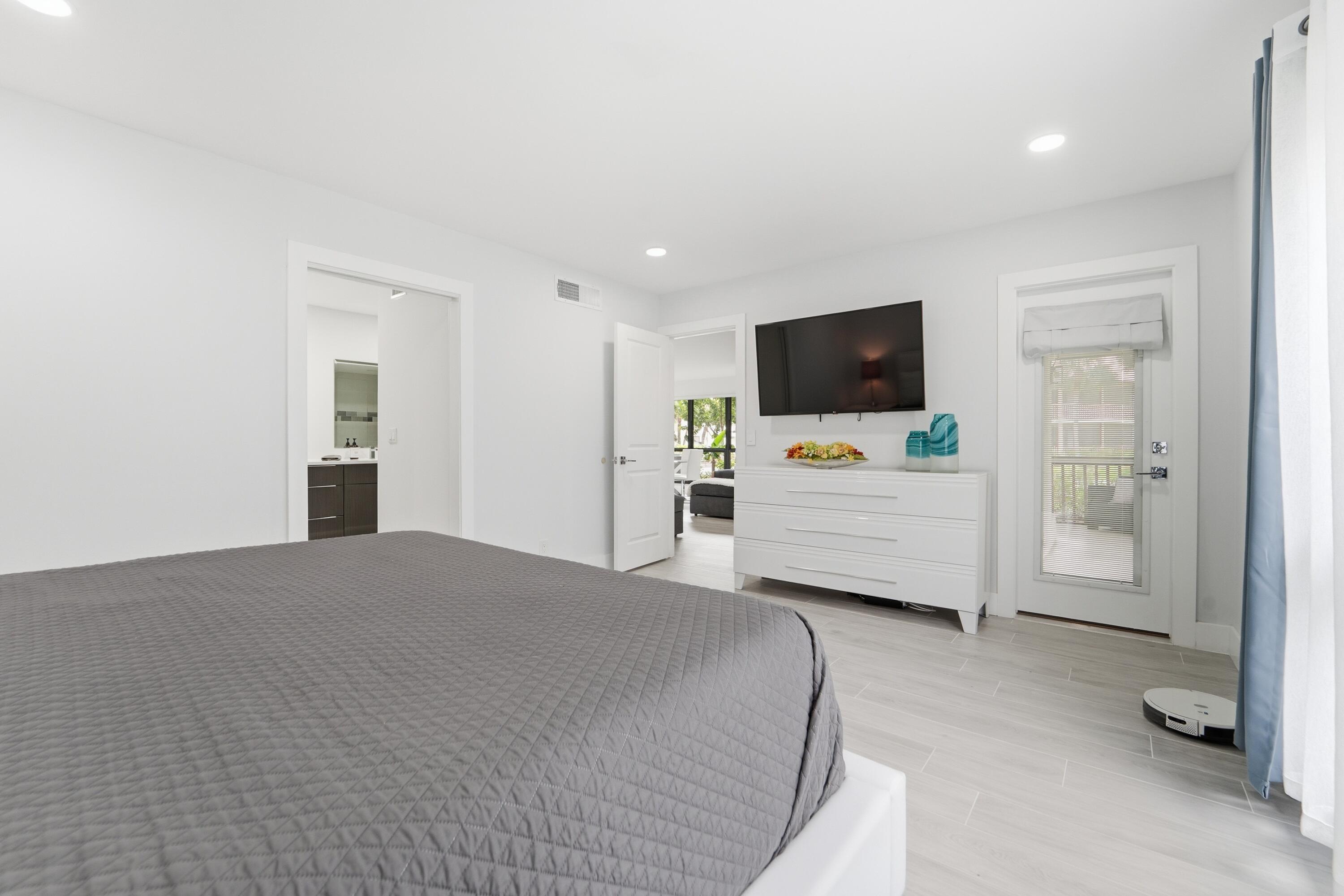505 Brackenwood, Palm Beach Gardens FL 33418