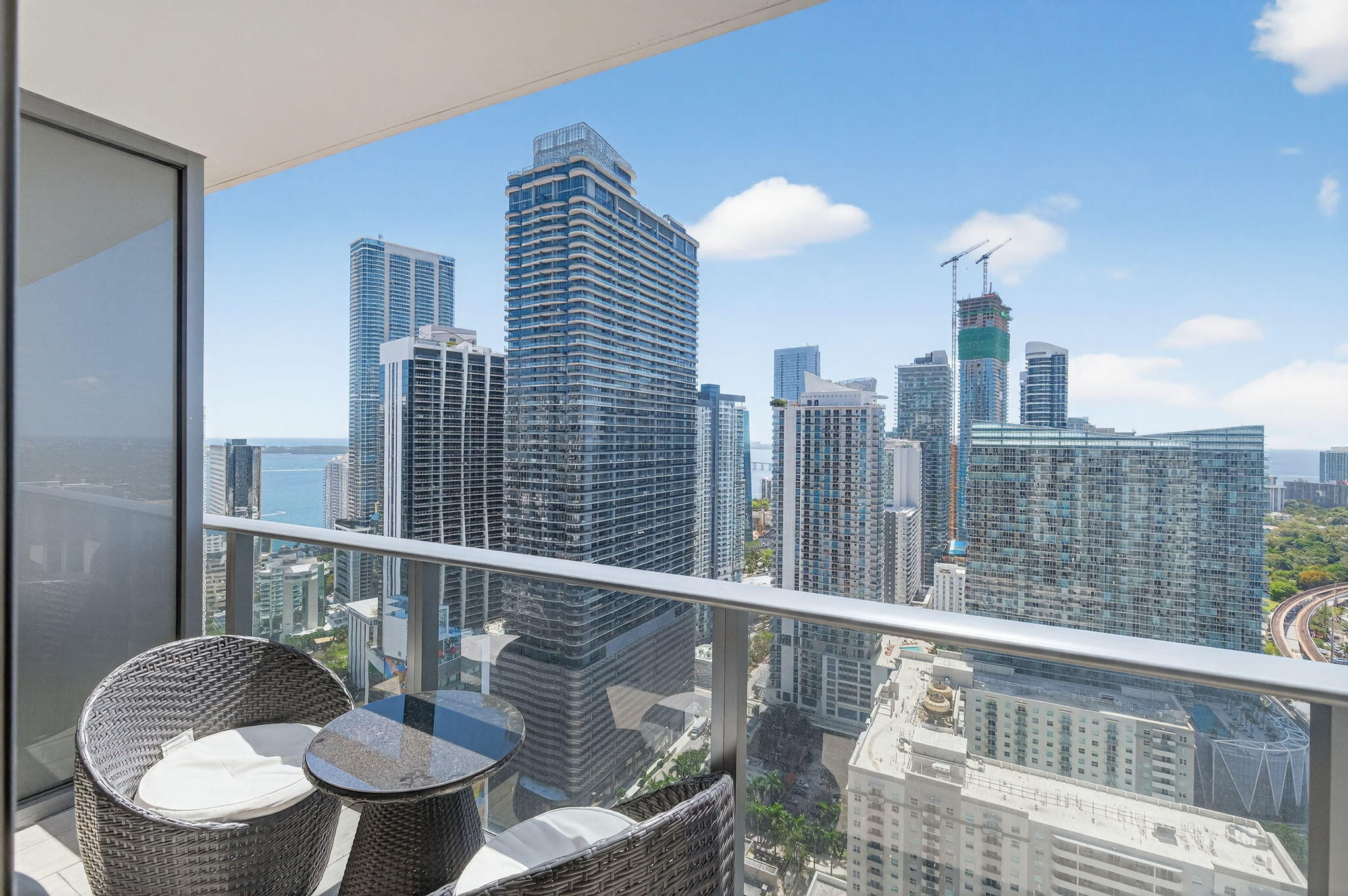 55 SW 9th #3704, Miami FL 33130