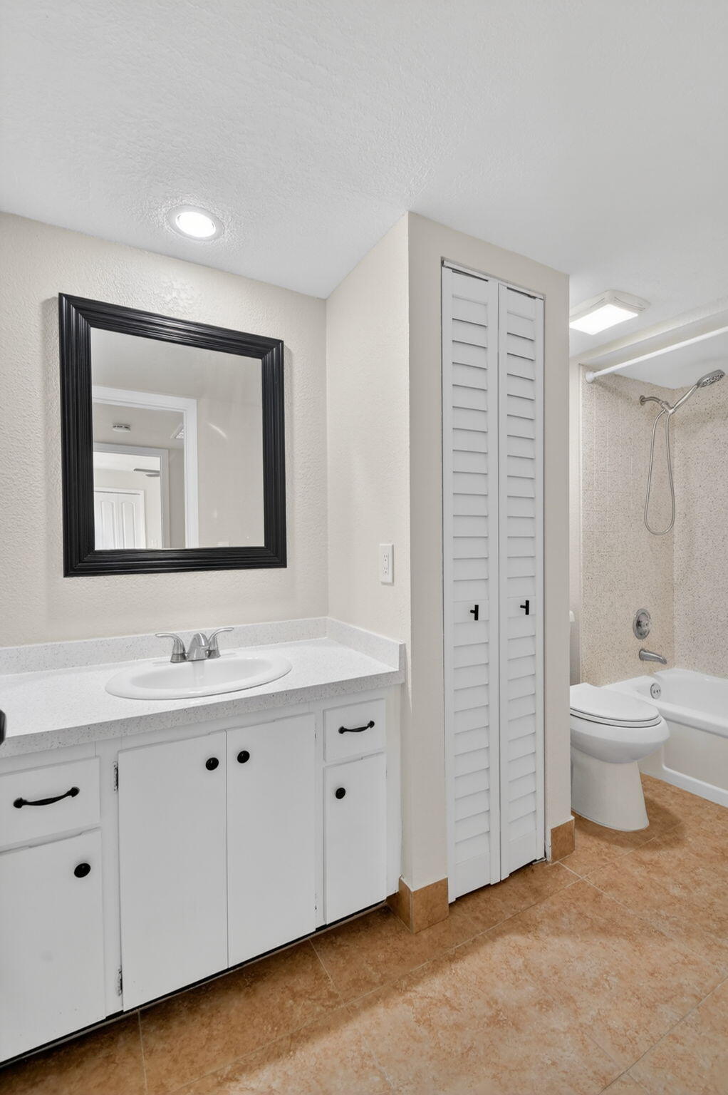 904 9th, Palm Beach Gardens FL 33410