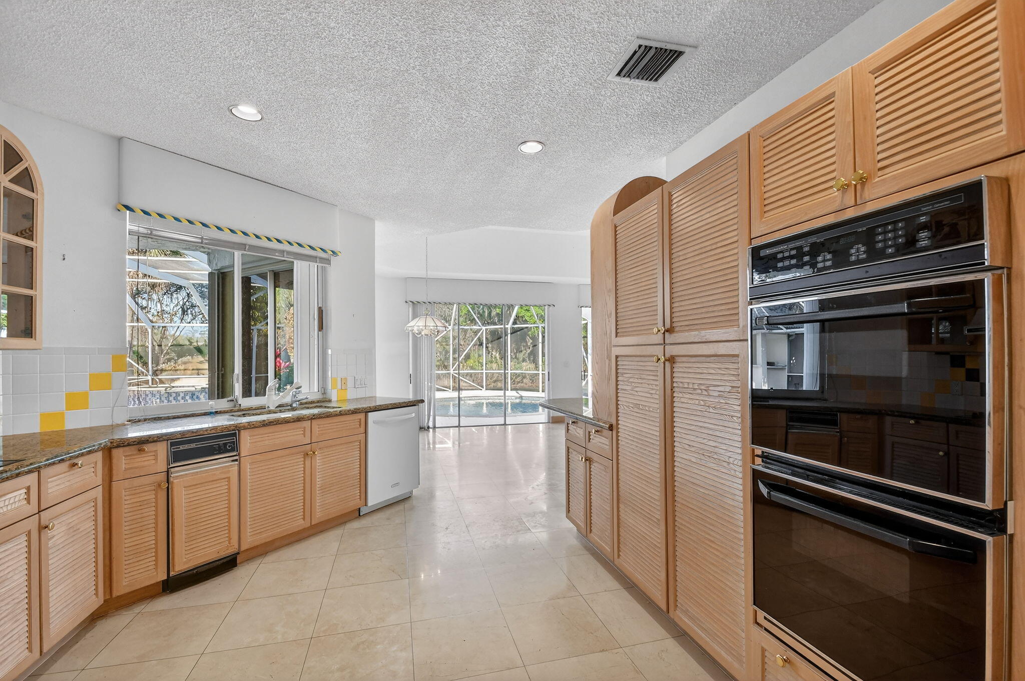 1711 Breakers West, West Palm Beach FL 33411