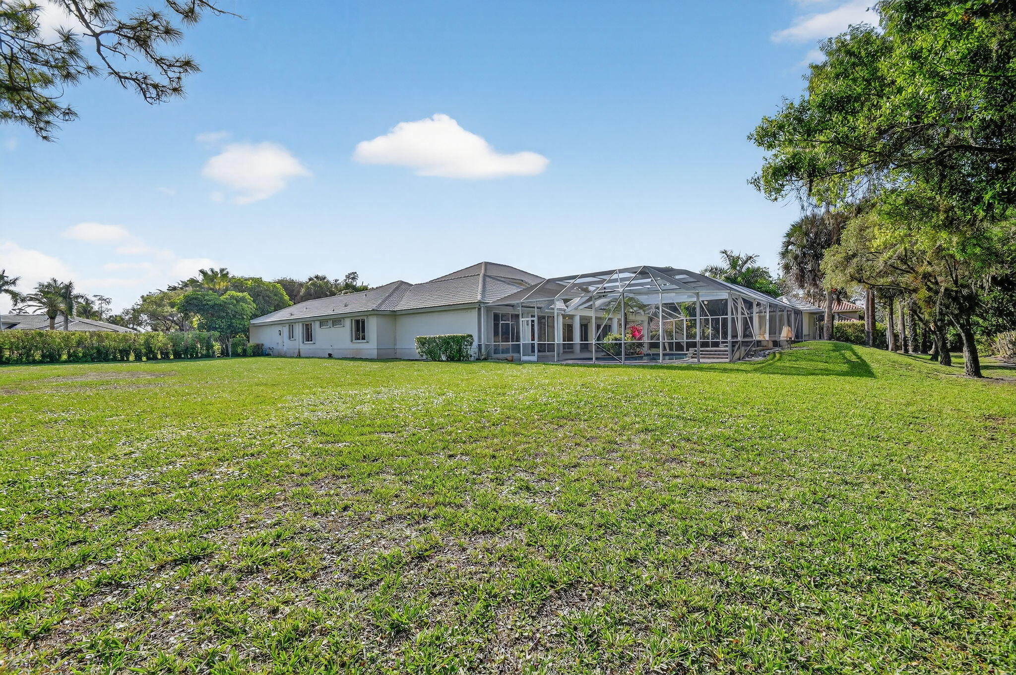 1711 Breakers West, West Palm Beach FL 33411